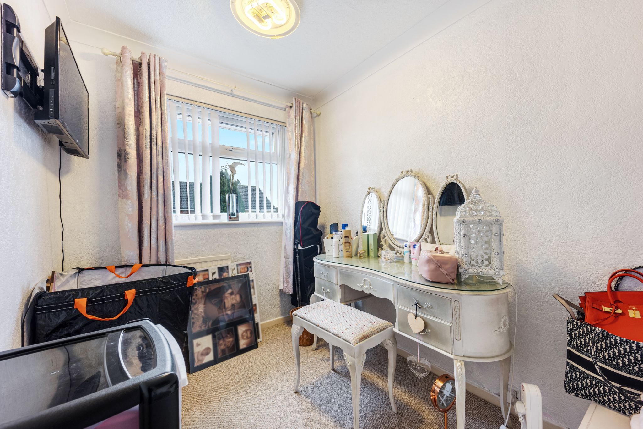 4 bedroom semi-detached house For Sale in Bolton - Photograph 23.