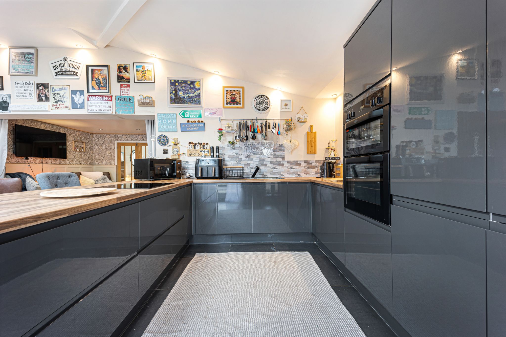4 bedroom semi-detached house For Sale in Bolton - Photograph 15.