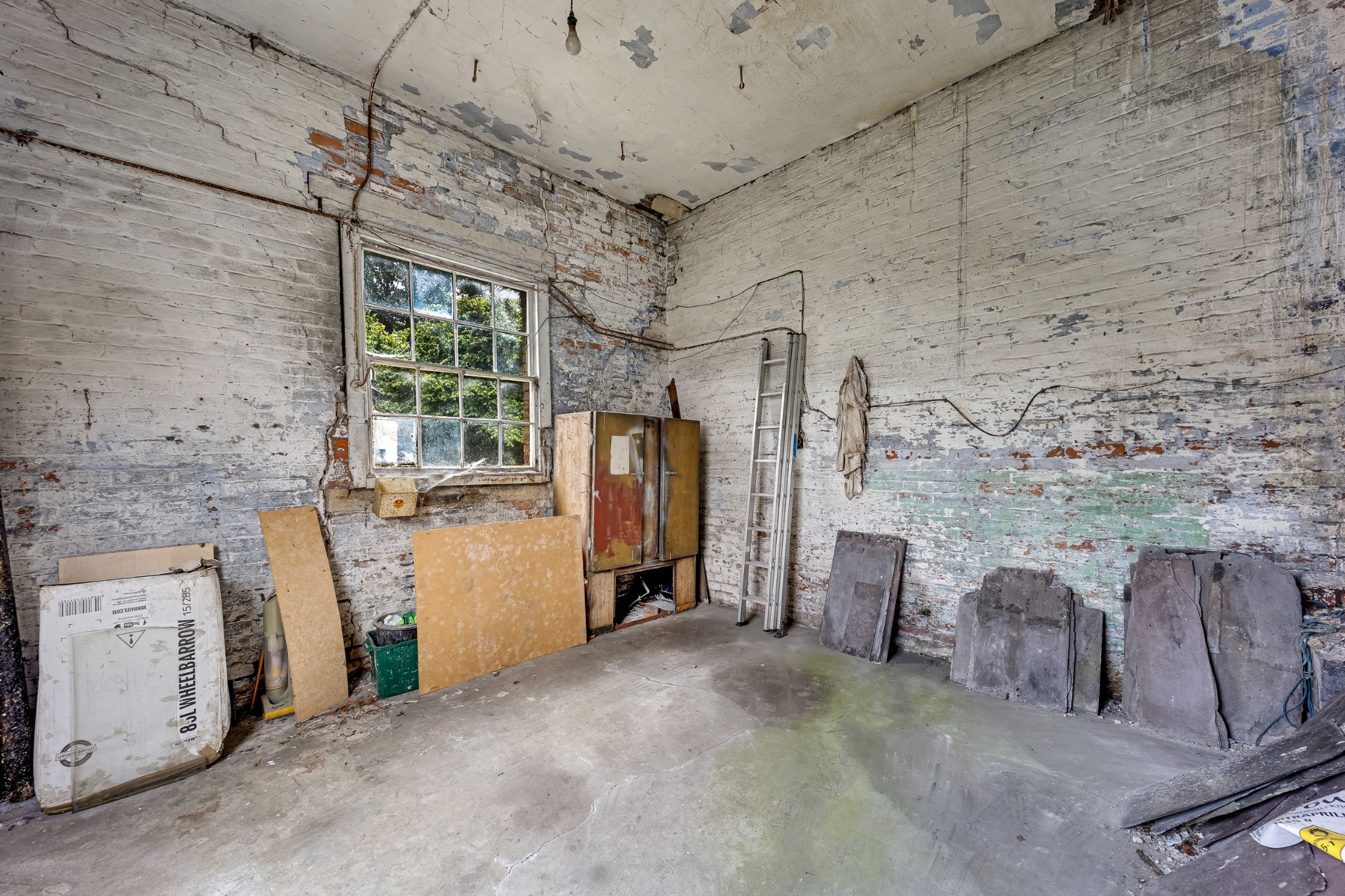 4 bedroom detached house For Sale in Bolton - Coach House Internal.