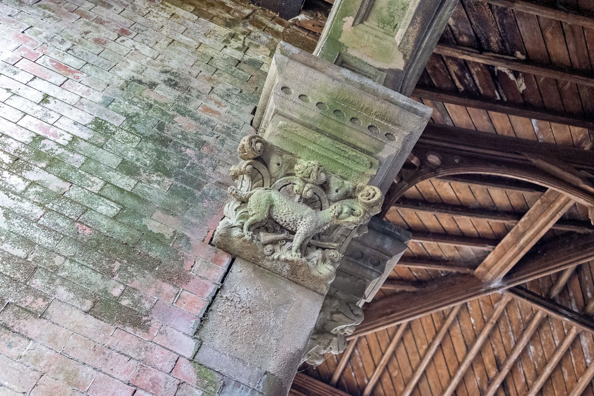 4 bedroom detached house For Sale in Bolton - Hand Carved Stone Capital.