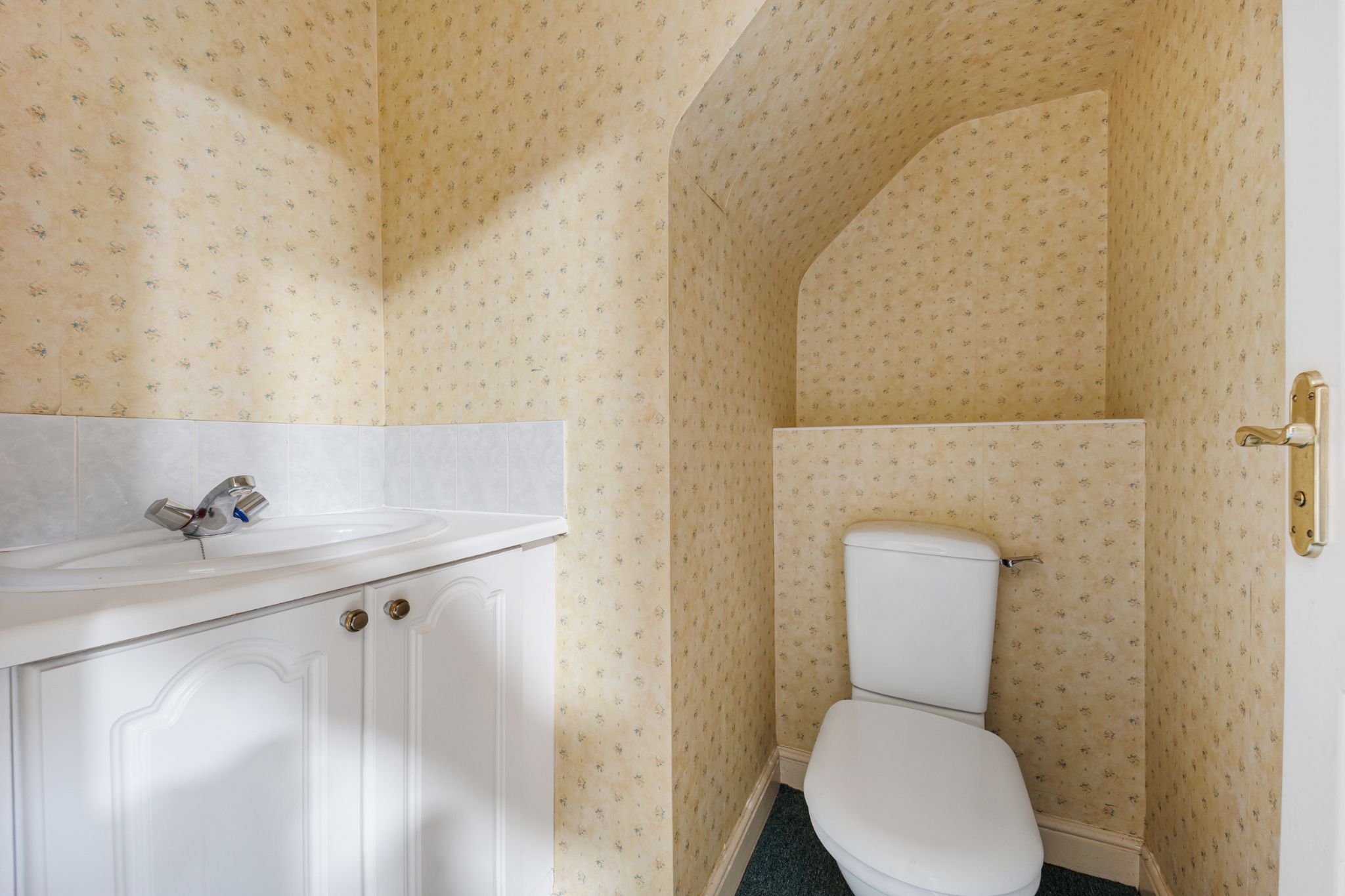 4 bedroom detached house For Sale in Bolton - Photograph 20.