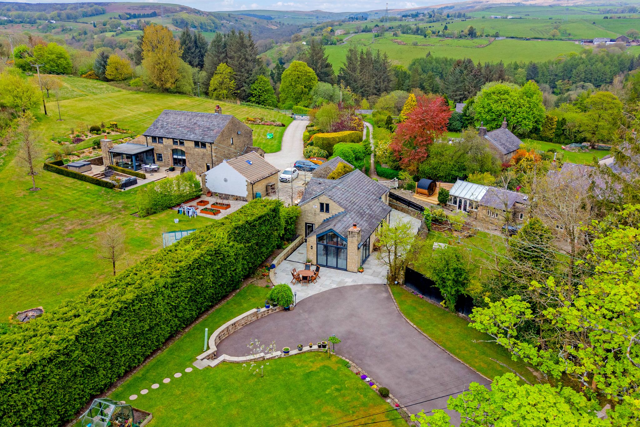 3 bedroom barn conversion house For Sale in Bolton - Photograph 1.