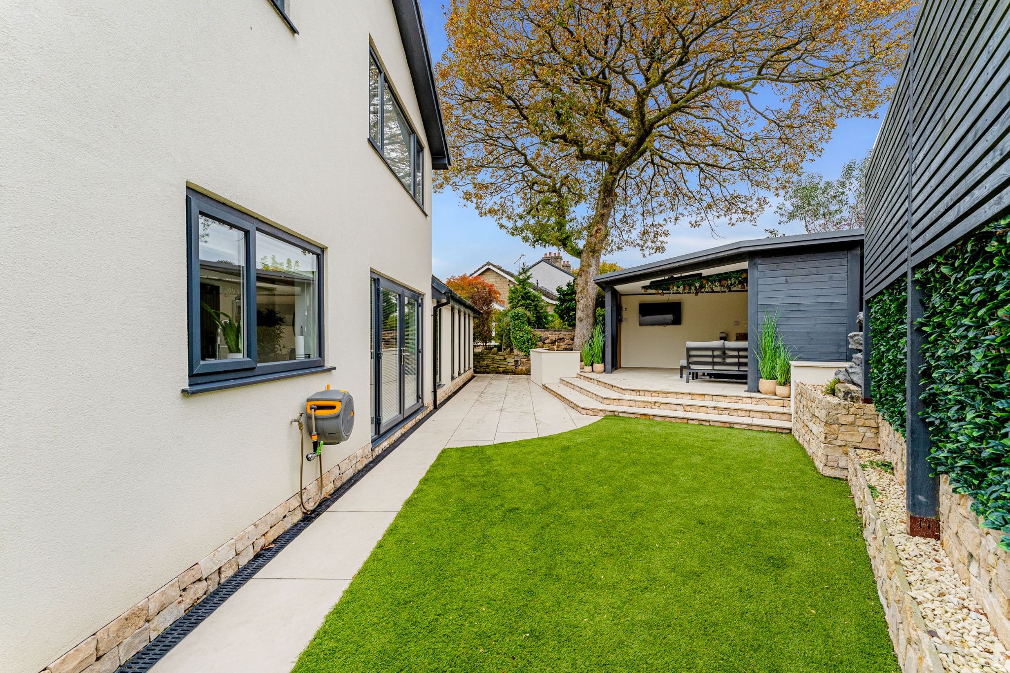 4 bedroom detached house Sale Agreed in Bolton - Photograph 64.