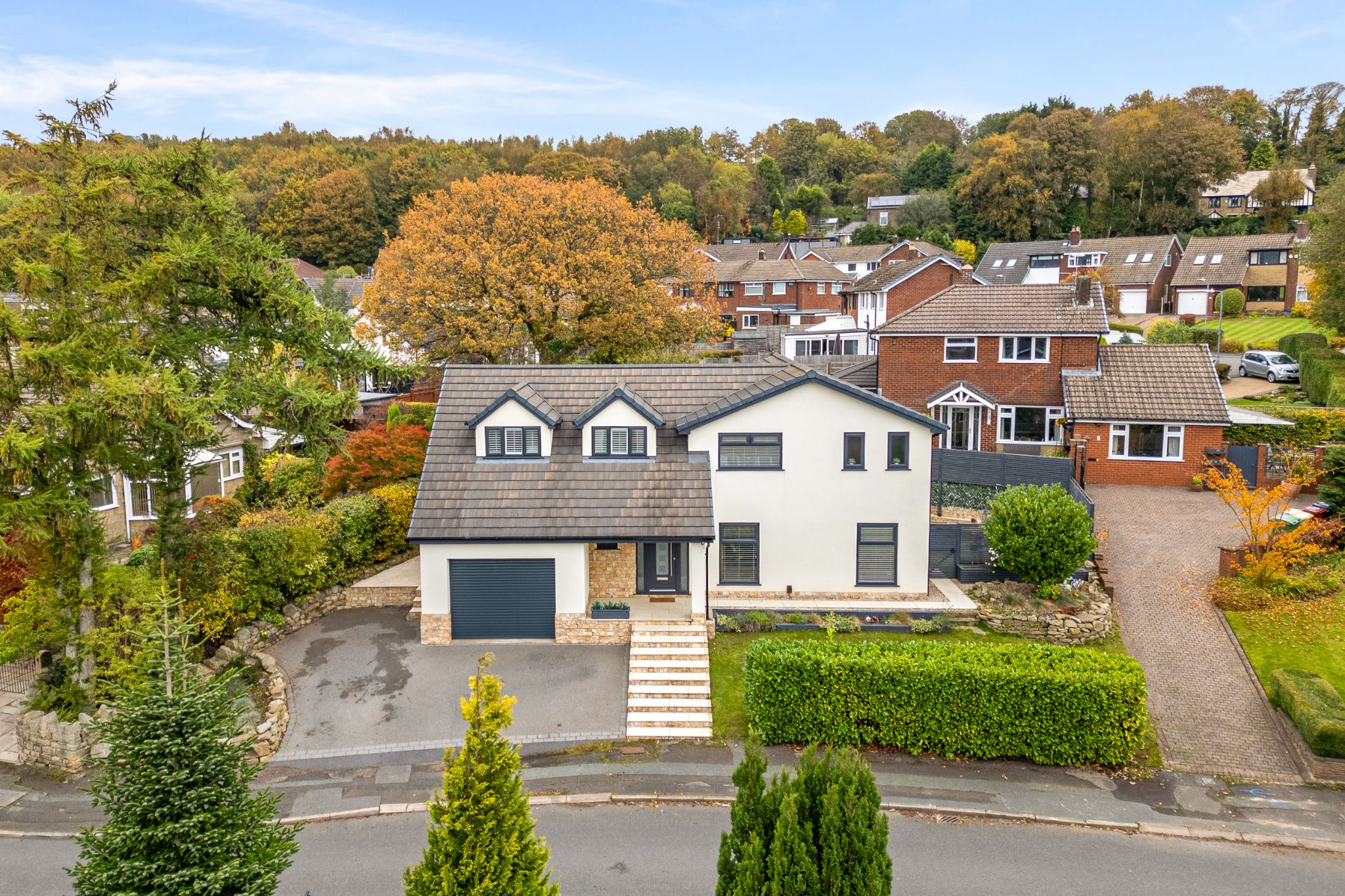 4 bedroom detached house Sale Agreed in Bolton - Photograph 2.