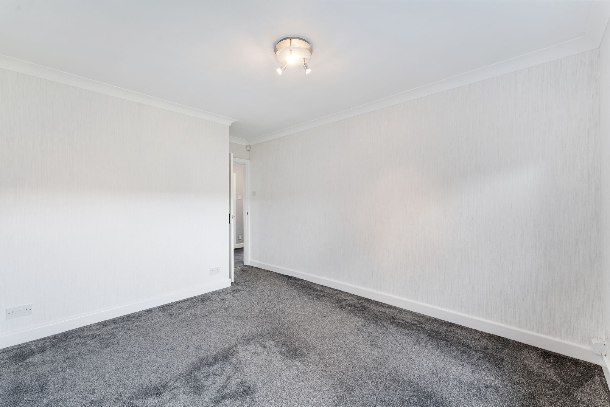 3 bedroom detached bungalow SSTC in Bolton - Photograph 23.
