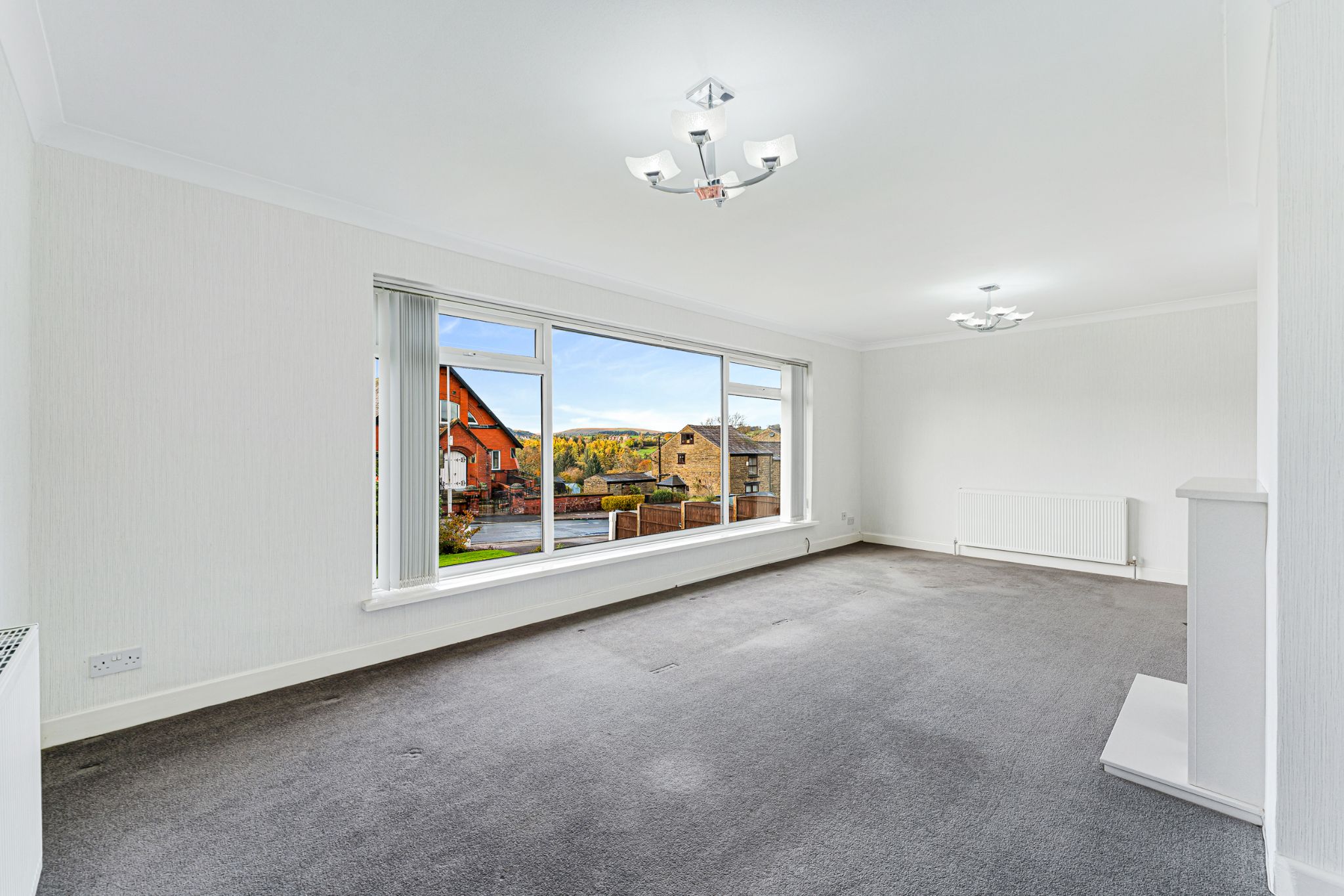 3 bedroom detached bungalow SSTC in Bolton - Photograph 7.