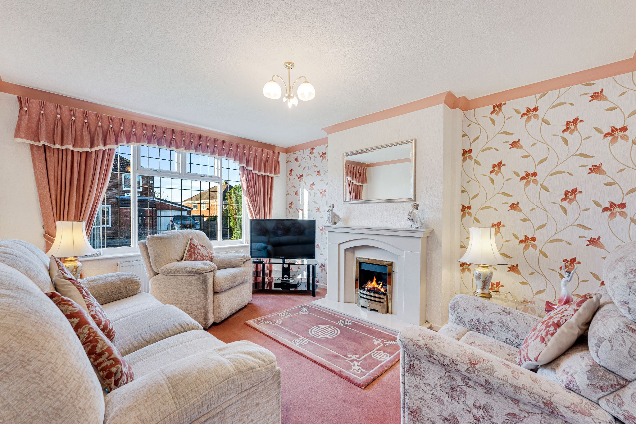 3 bedroom semi-detached house For Sale in Bolton - Photograph 4.