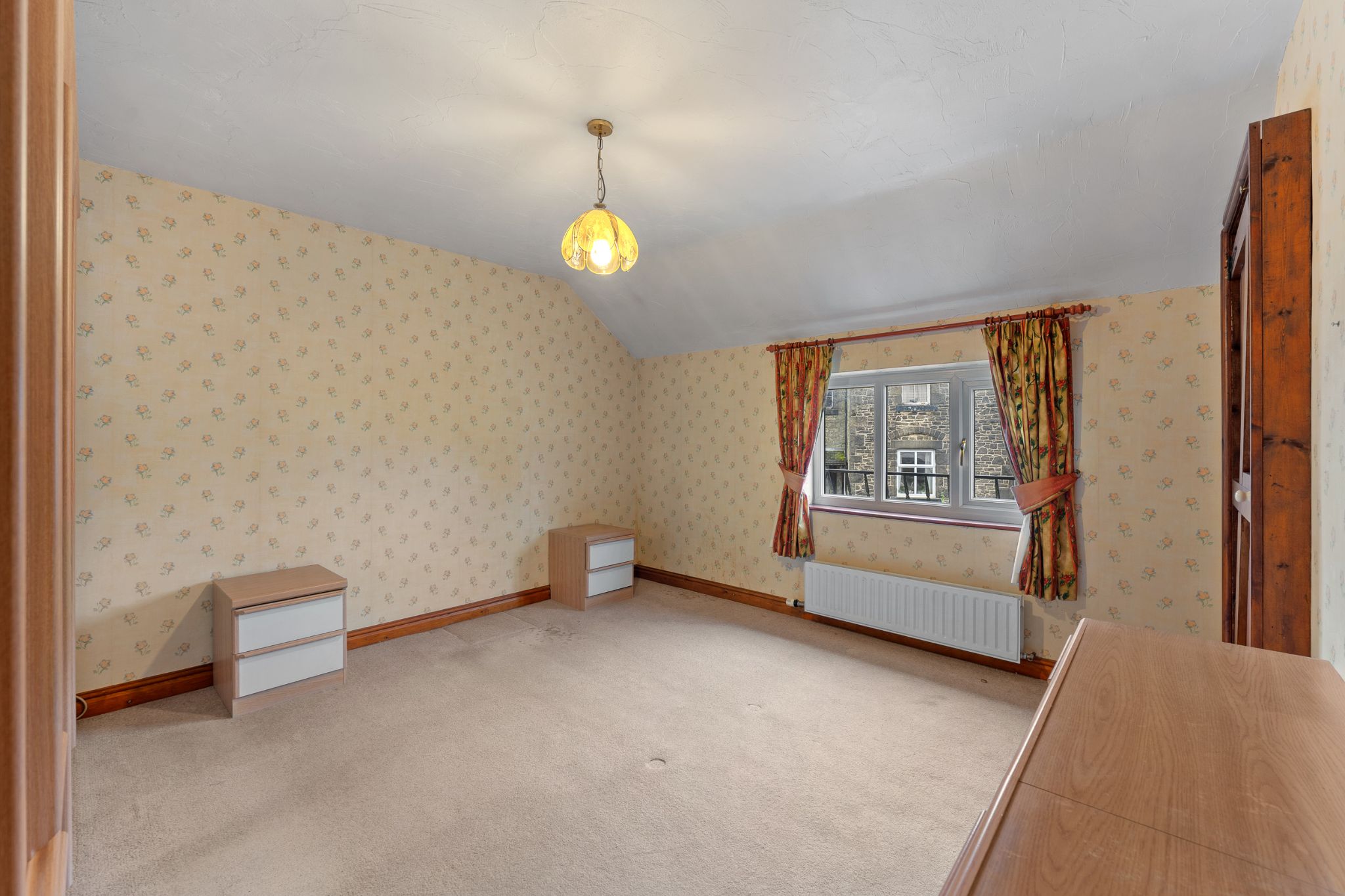 3 bedroom semi-detached house Sale Agreed in Bolton - Photograph 16.