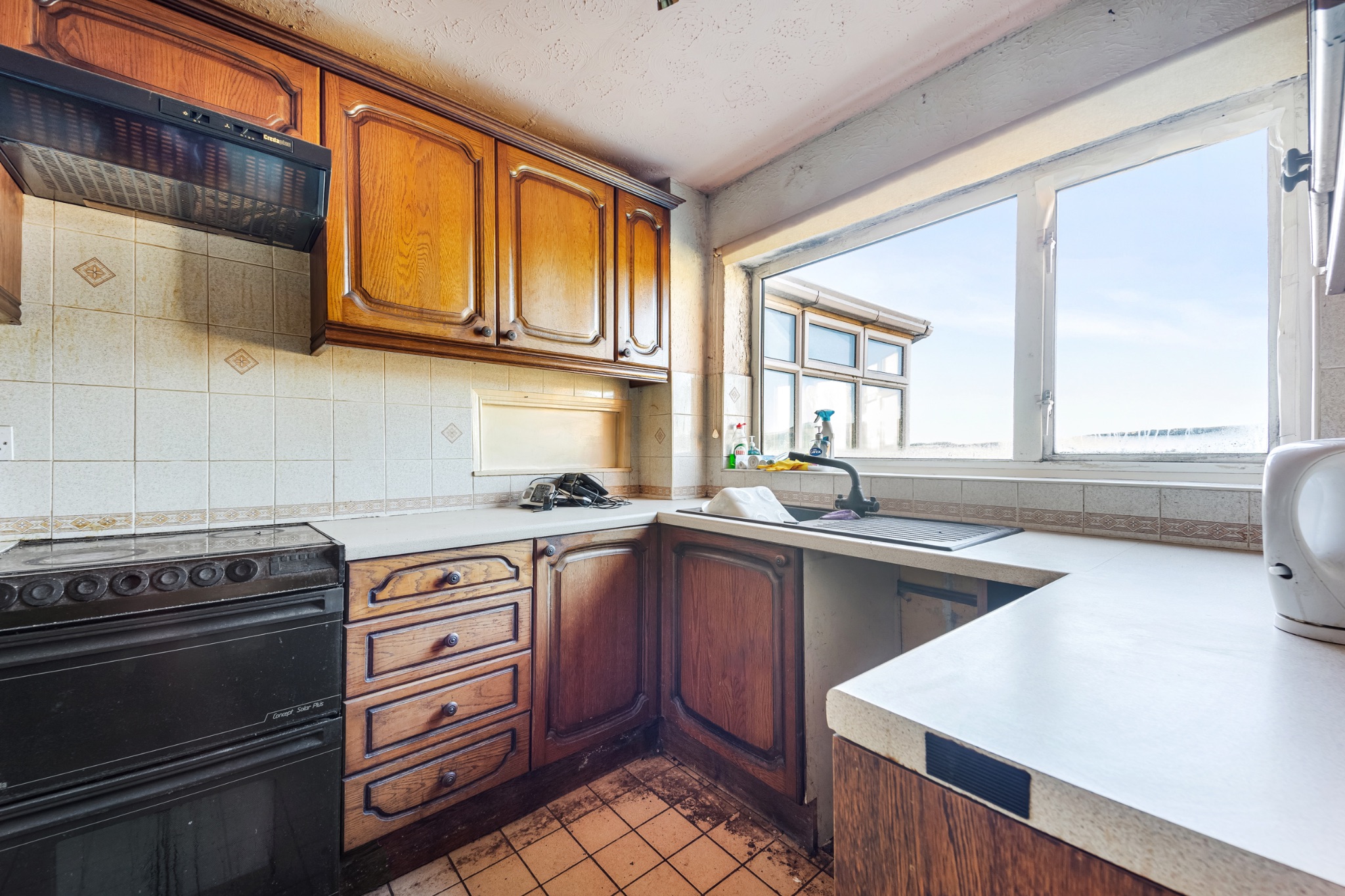 3 bedroom detached house Sale Agreed in Bolton - Photograph 17.