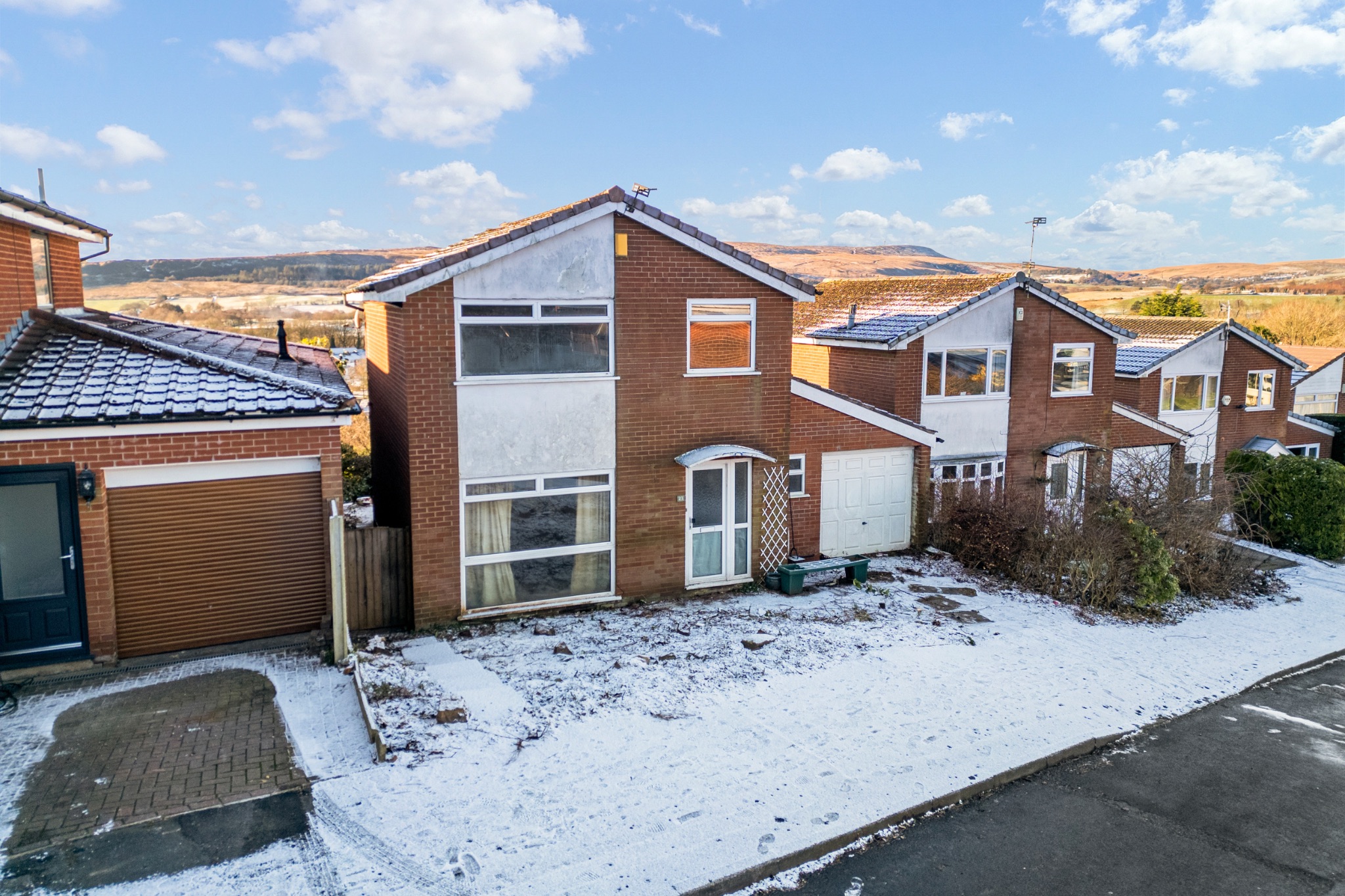 3 bedroom detached house Sale Agreed in Bolton - Photograph 1.