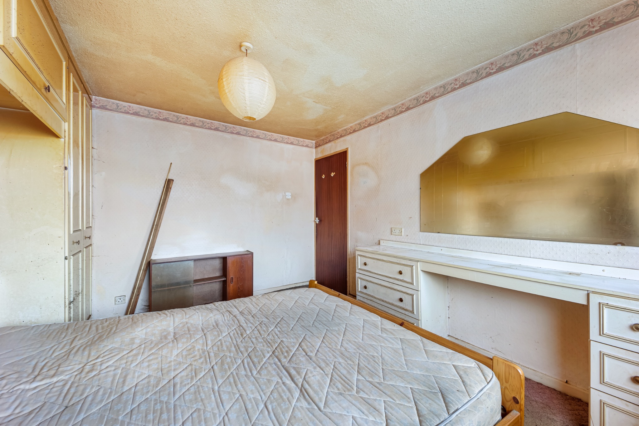 3 bedroom detached house Sale Agreed in Bolton - Photograph 27.
