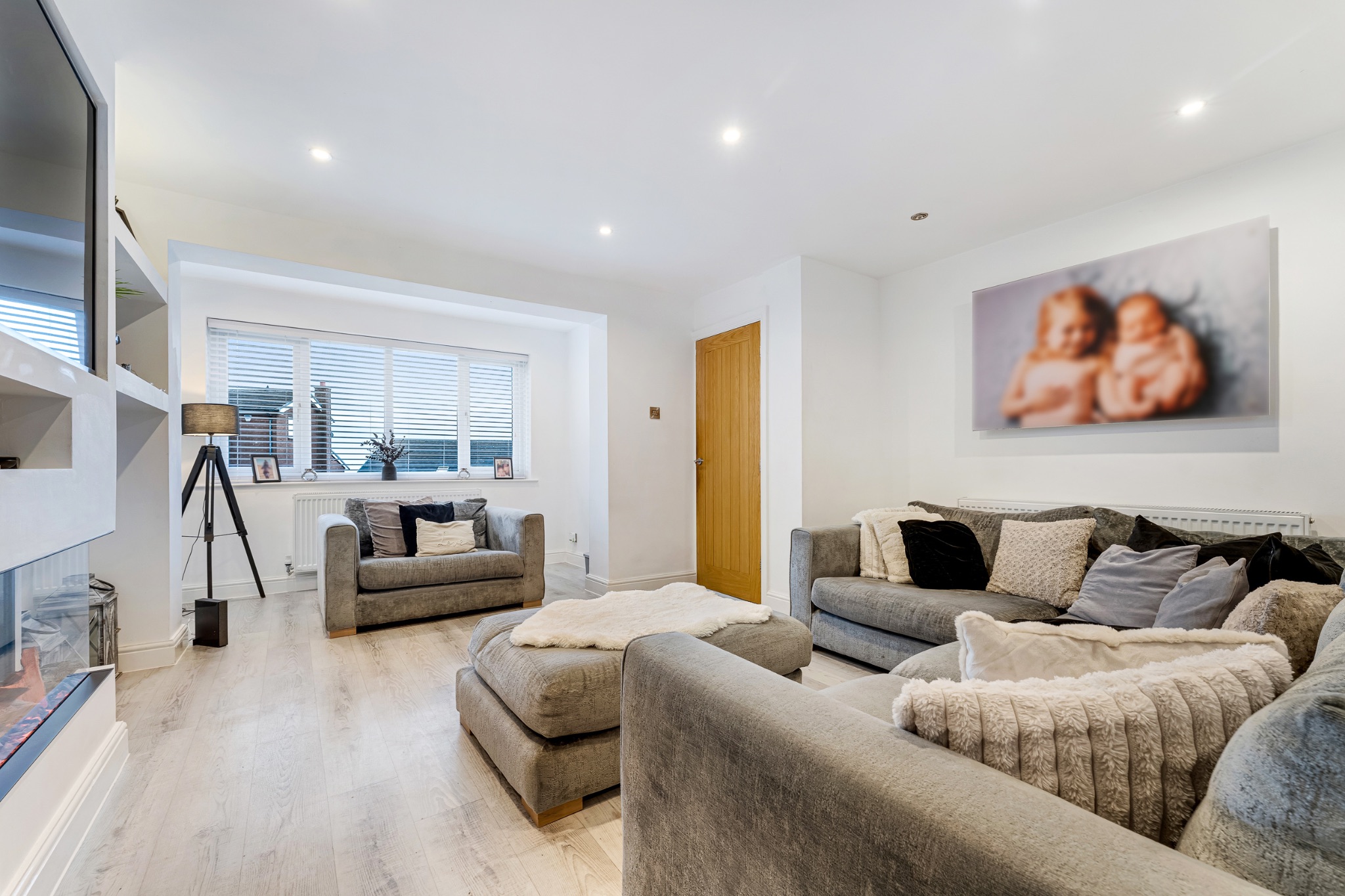4 bedroom detached house For Sale in Bolton - Photograph 34.