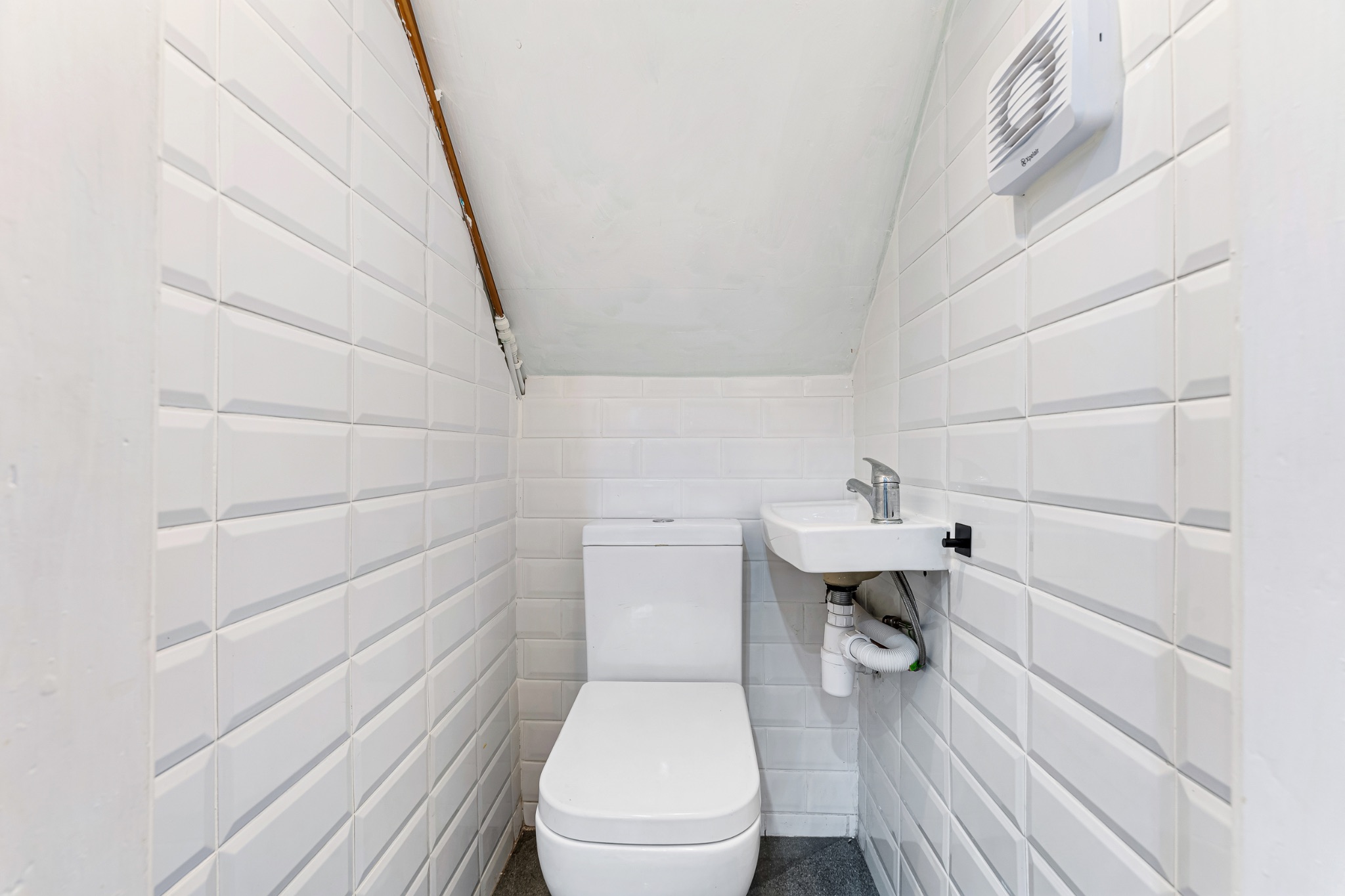 4 bedroom detached house For Sale in Bolton - Photograph 9.