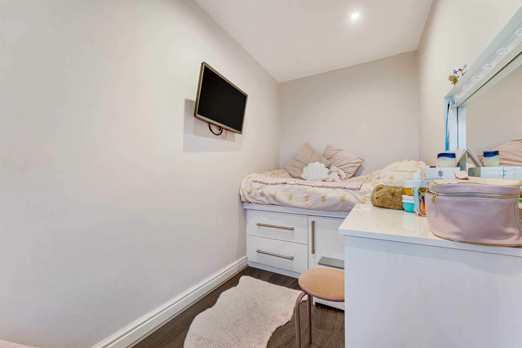4 bedroom detached house For Sale in Bolton - Photograph 15.