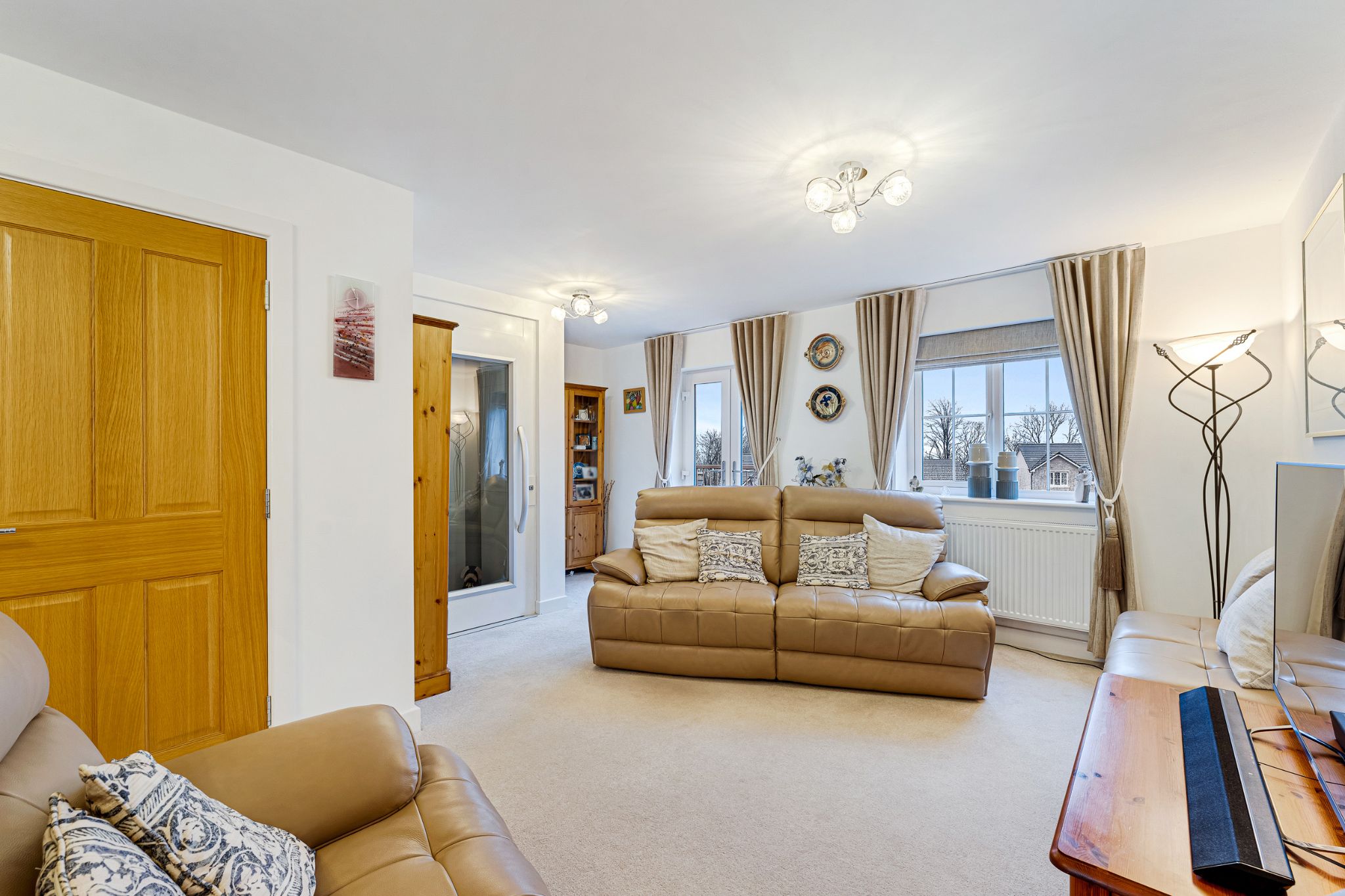 3 bedroom mews house For Sale in Bolton - Photograph 17.
