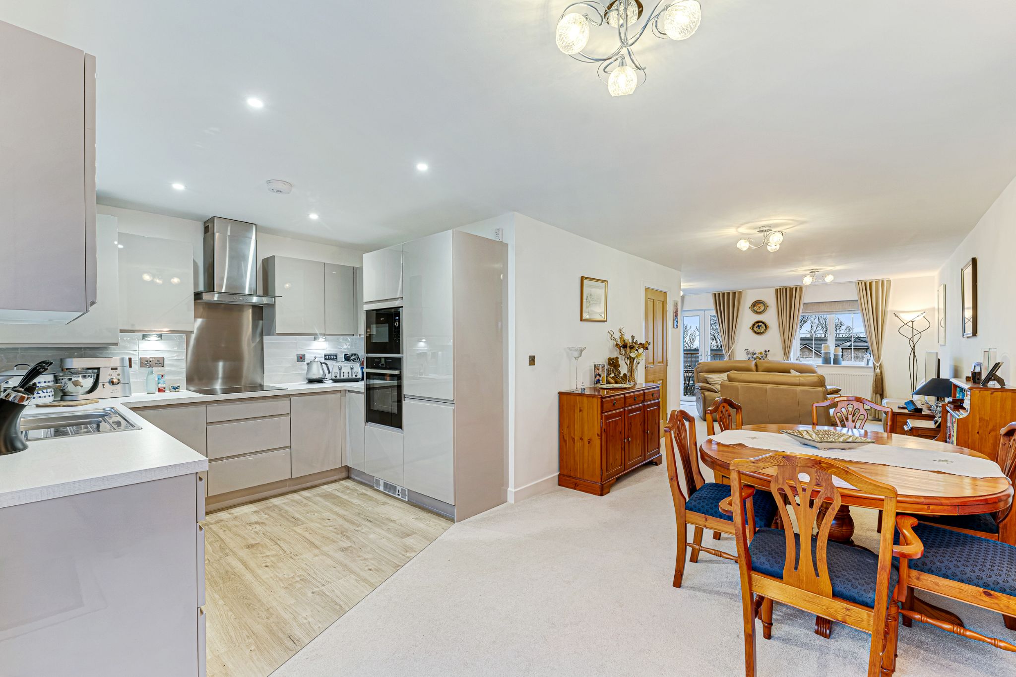 3 bedroom mews house For Sale in Bolton - Photograph 16.