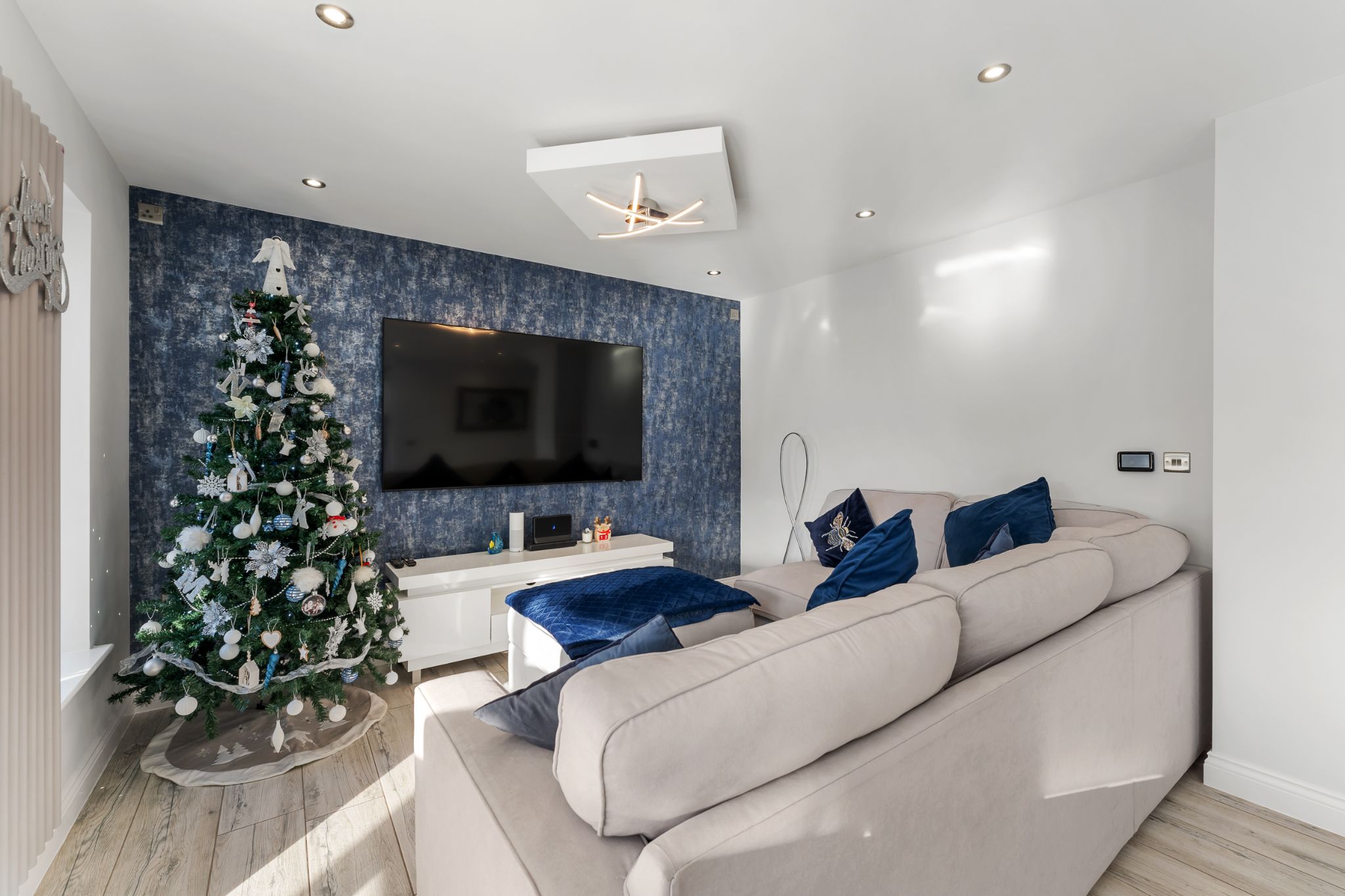 4 bedroom detached house For Sale in Bolton - Photograph 17.