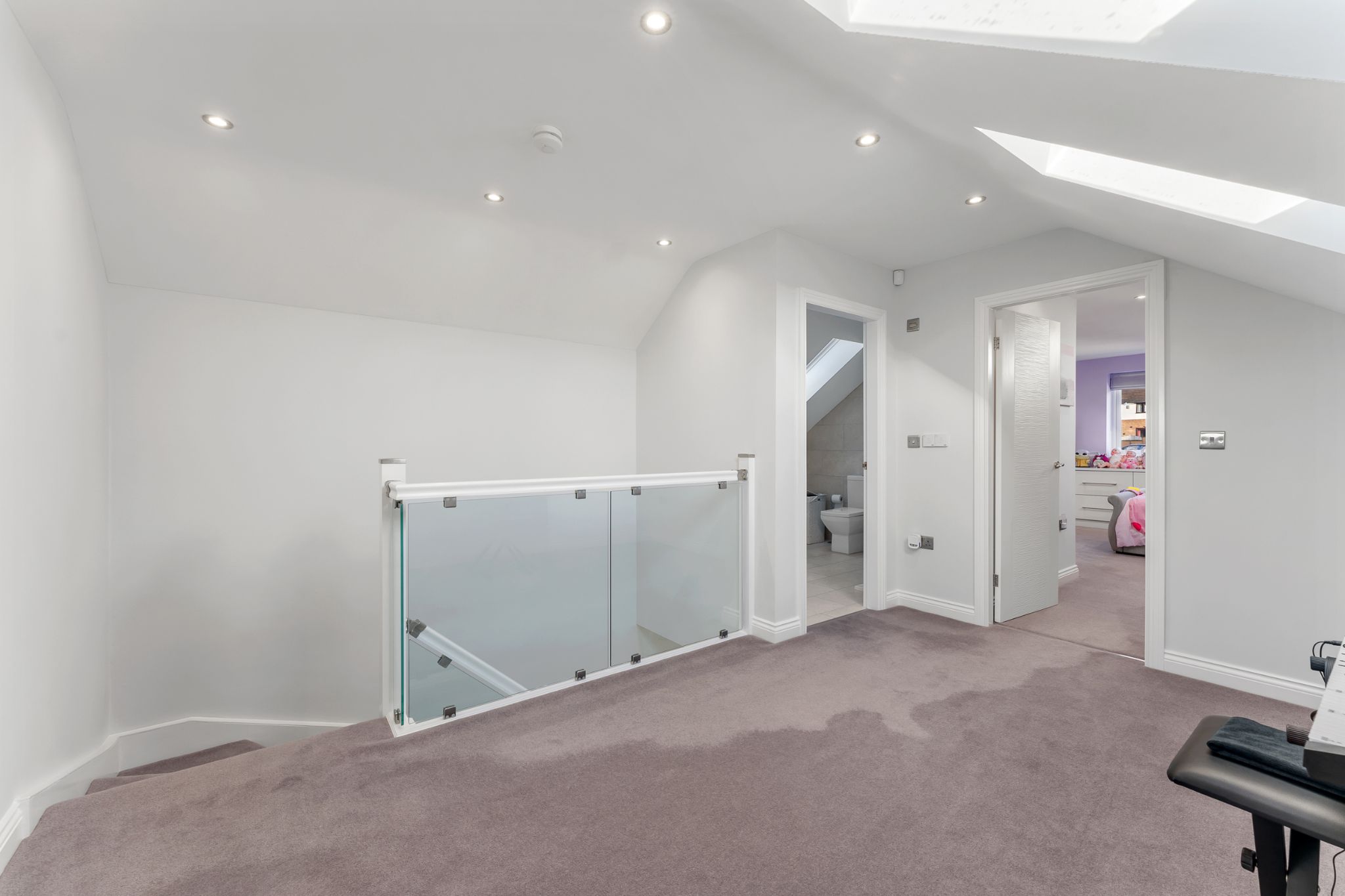 4 bedroom detached house For Sale in Bolton - Photograph 28.