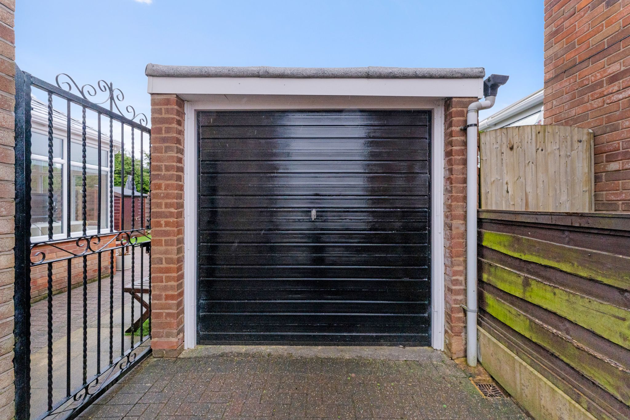 3 bedroom detached house For Sale in Bolton - Photograph 33.
