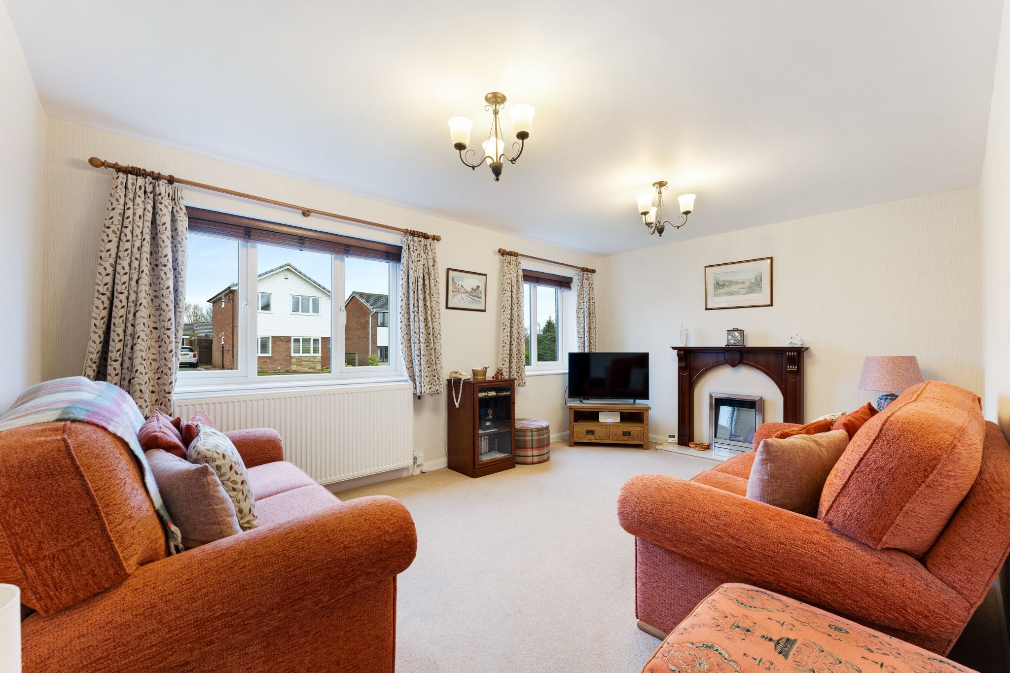 3 bedroom detached house For Sale in Bolton - Photograph 7.