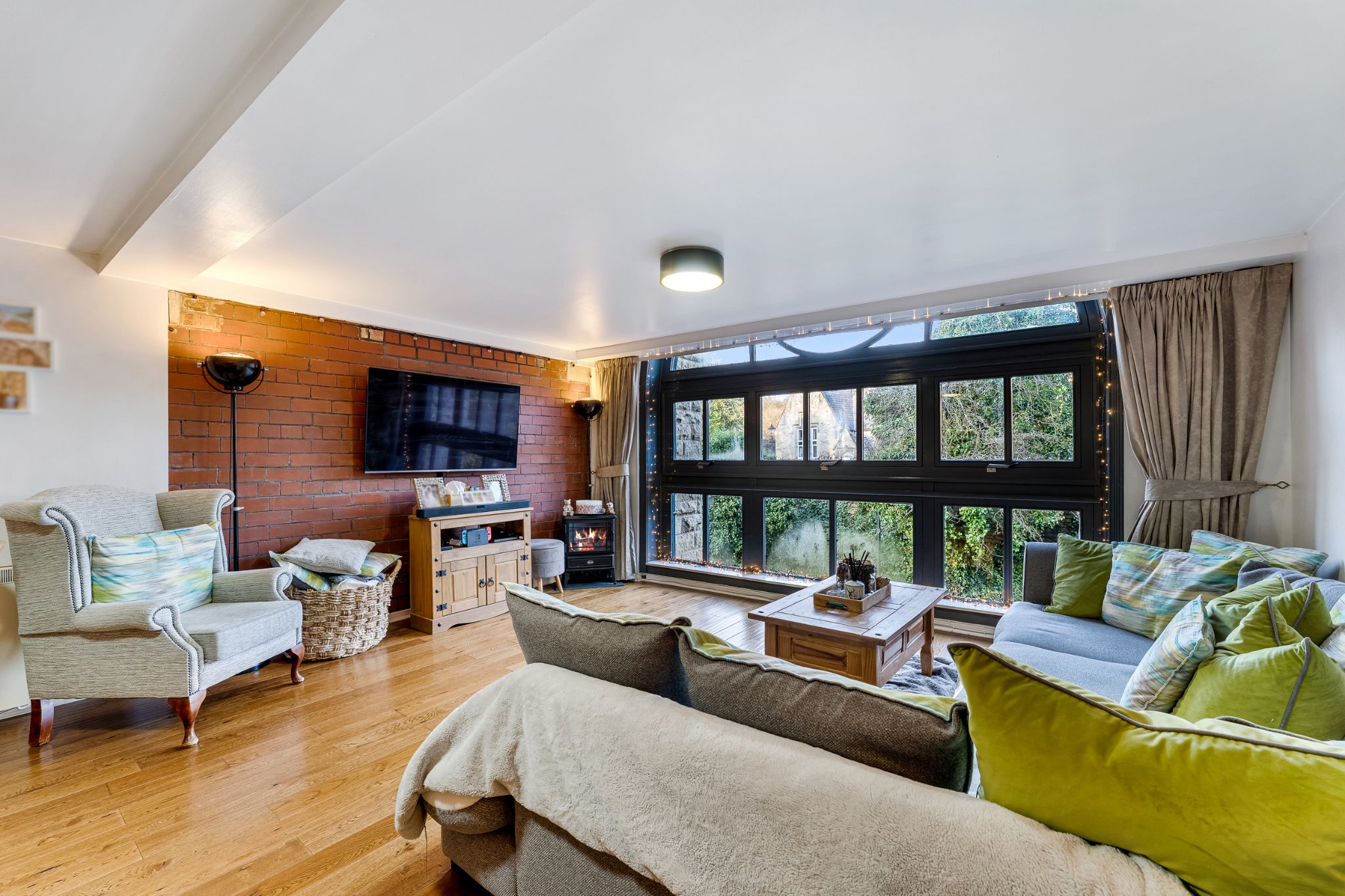 2 bedroom apartment flat/apartment For Sale in Bolton - Photograph 5.