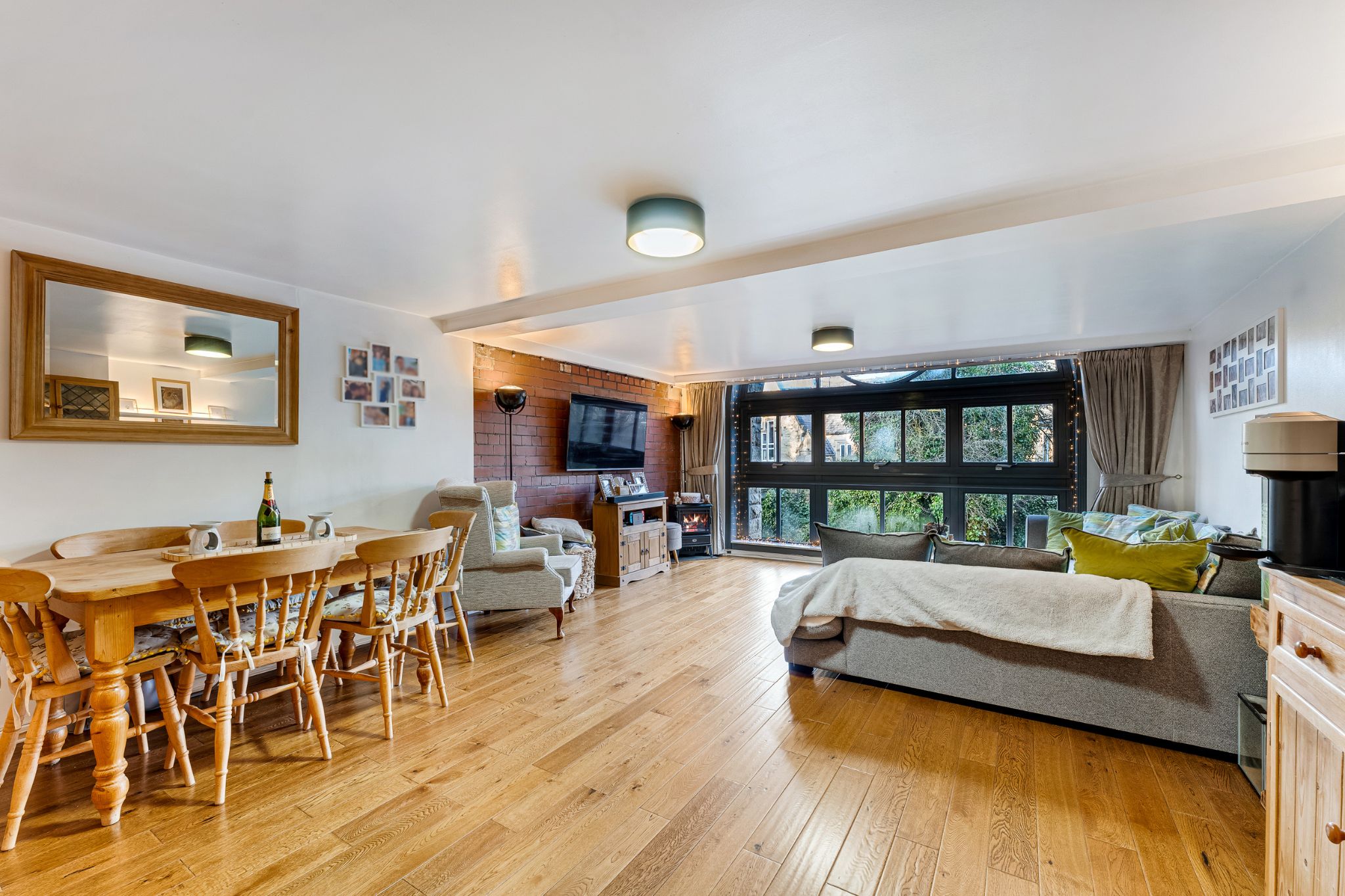 2 bedroom apartment flat/apartment For Sale in Bolton - Photograph 3.