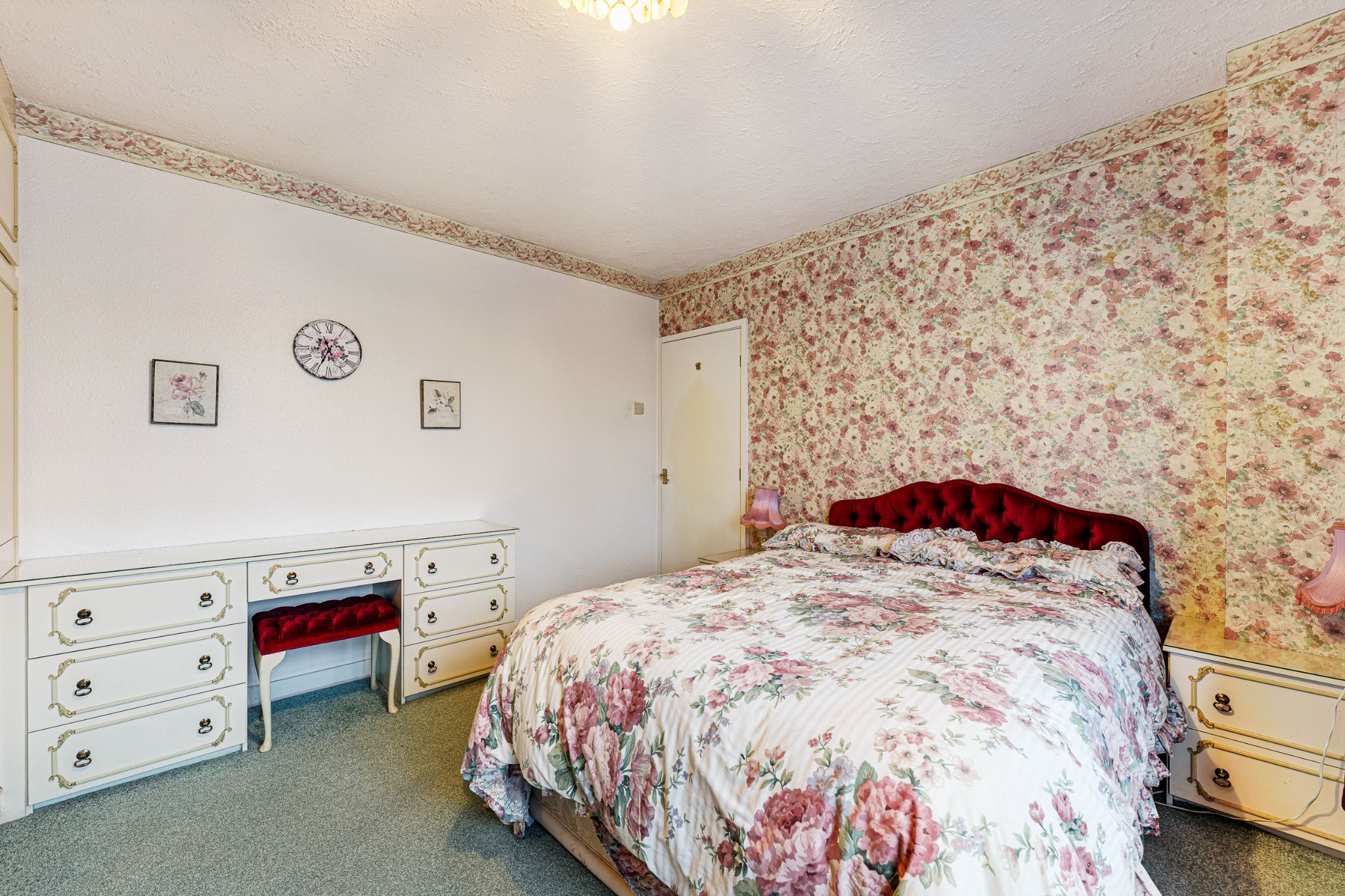 2 bedroom detached bungalow Sale Agreed in Bolton - Photograph 17.