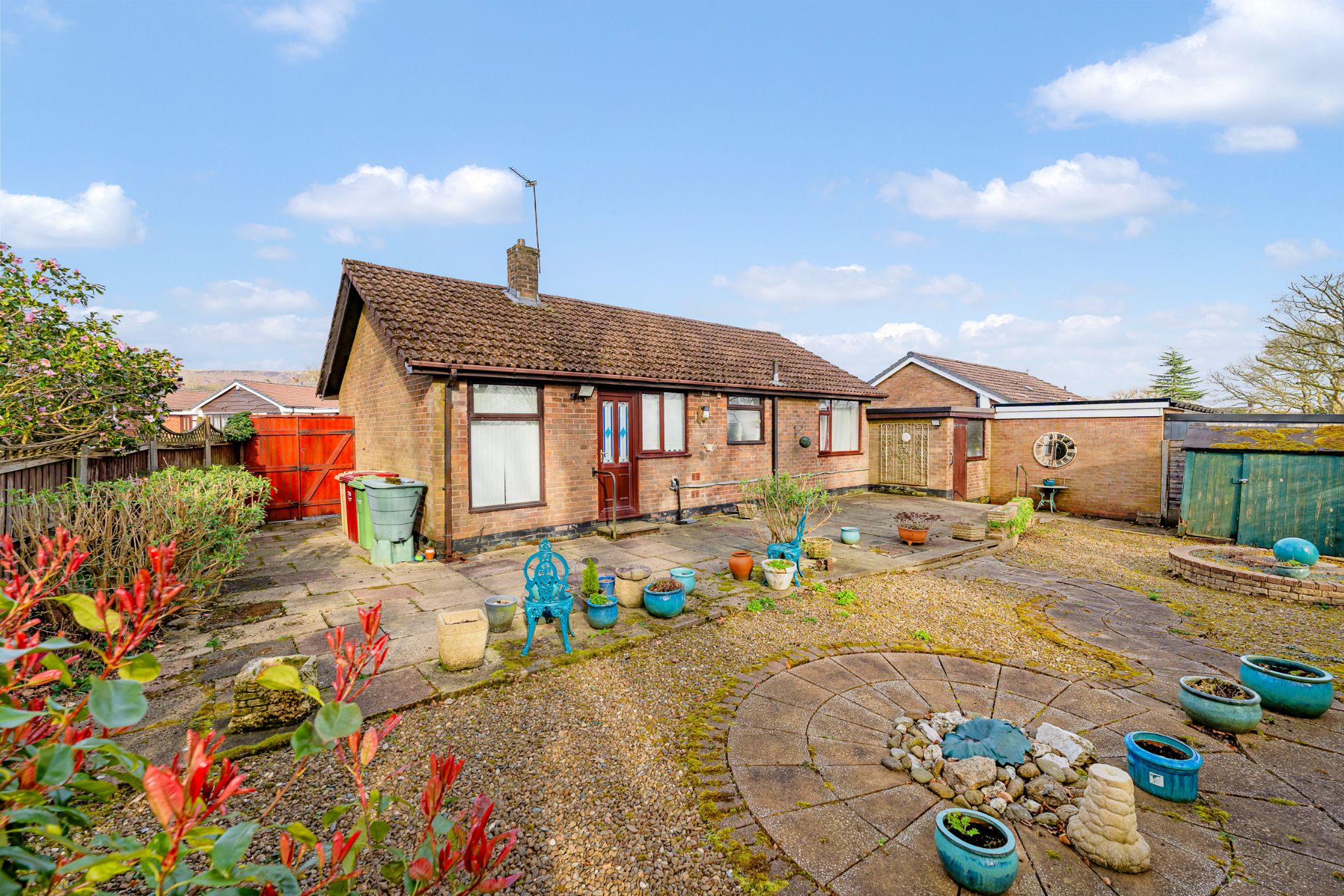 2 bedroom detached bungalow Sale Agreed in Bolton - Photograph 24.