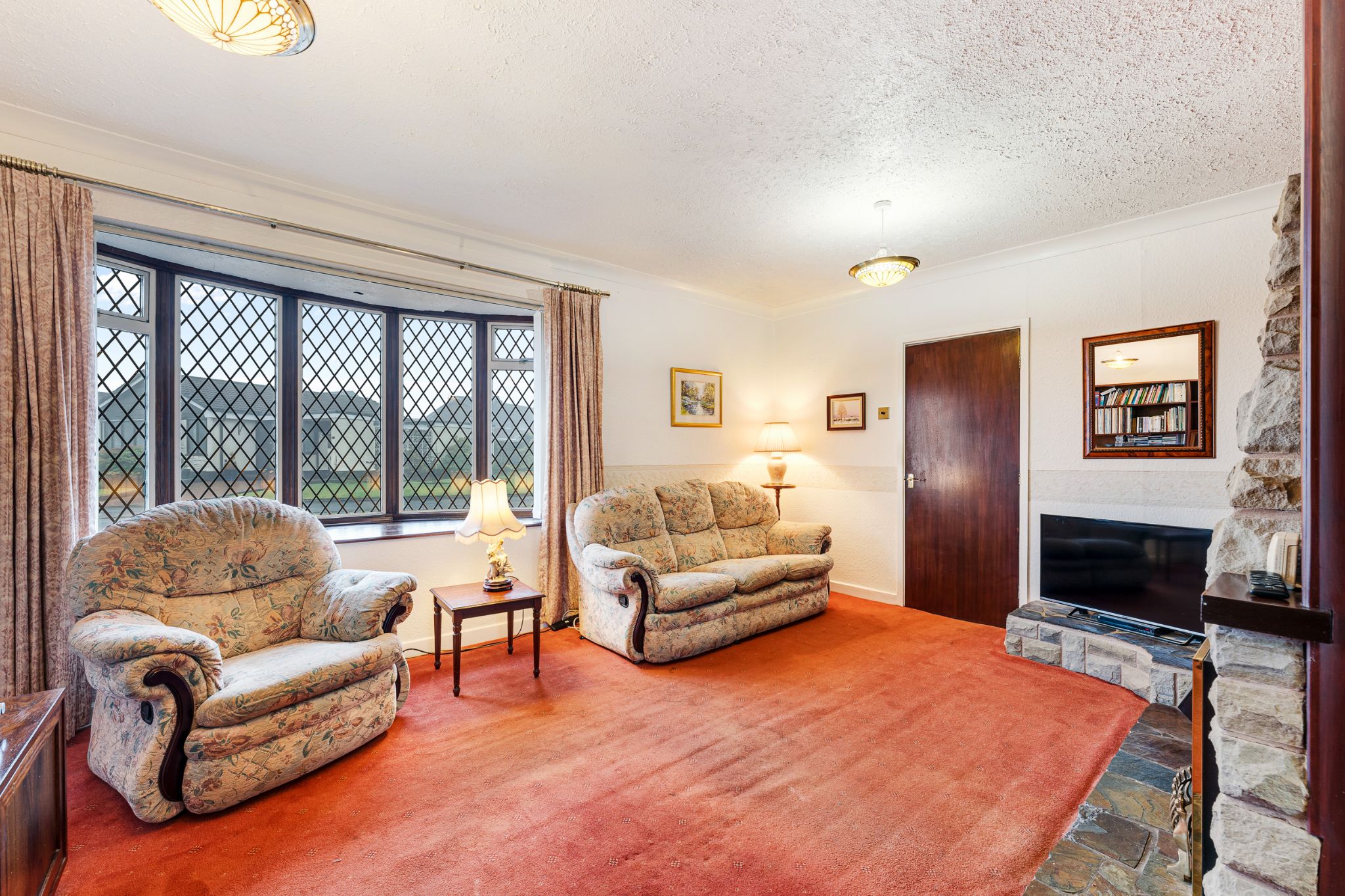 2 bedroom detached bungalow Sale Agreed in Bolton - Photograph 7.