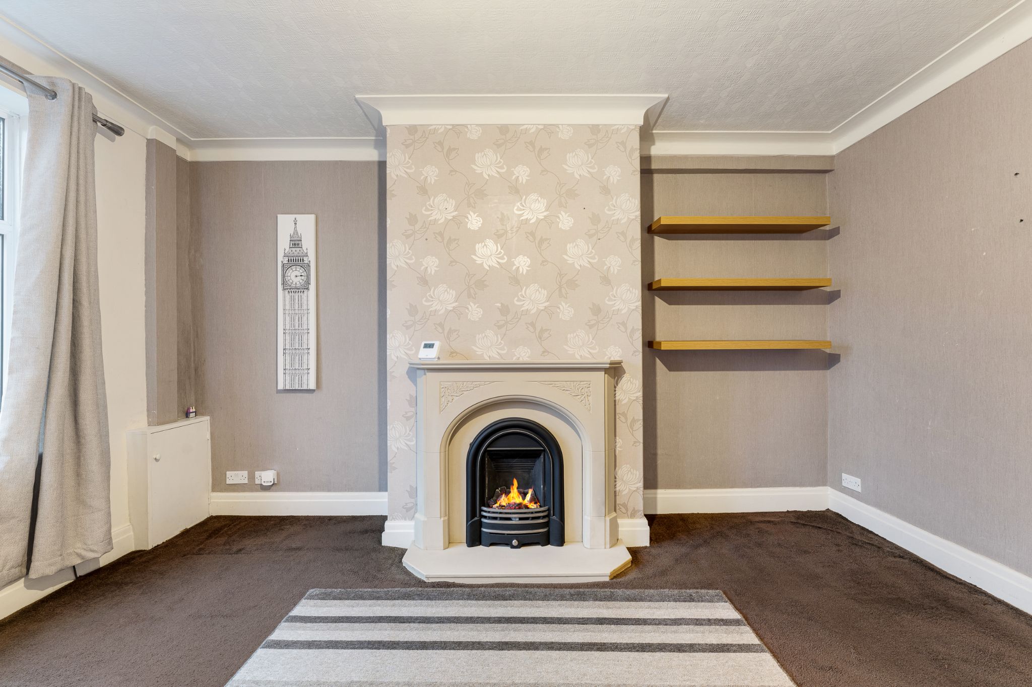 2 bedroom mid terraced house Sold in Bolton - Photograph 5.