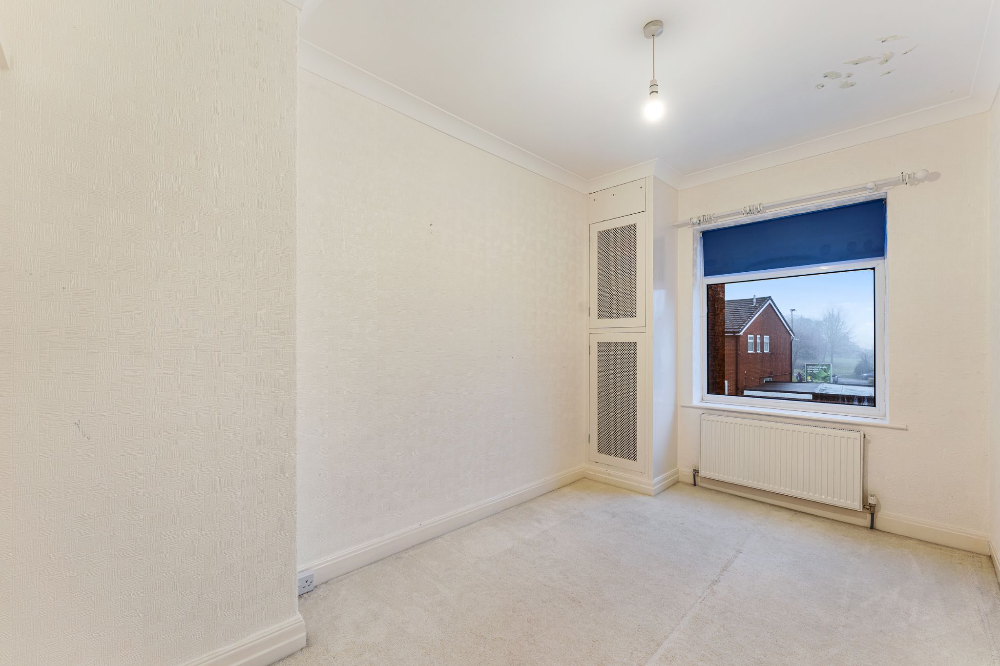 2 bedroom mid terraced house Sold in Bolton - Photograph 17.