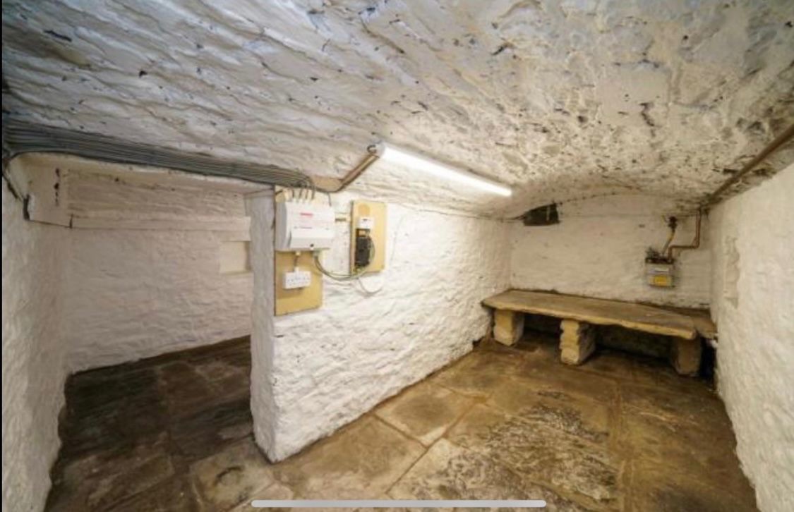 2 bedroom cottage house Sale Agreed in Bolton - Photograph 34.