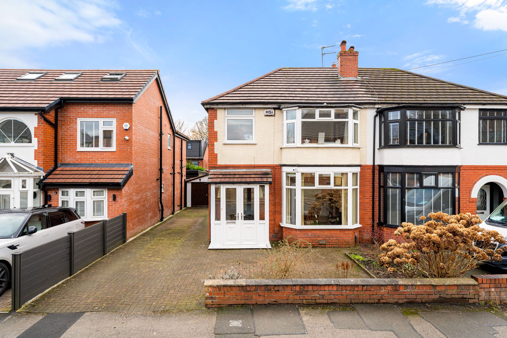 3 bedroom semi-detached house Sale Agreed in Bolton - Photograph 1.