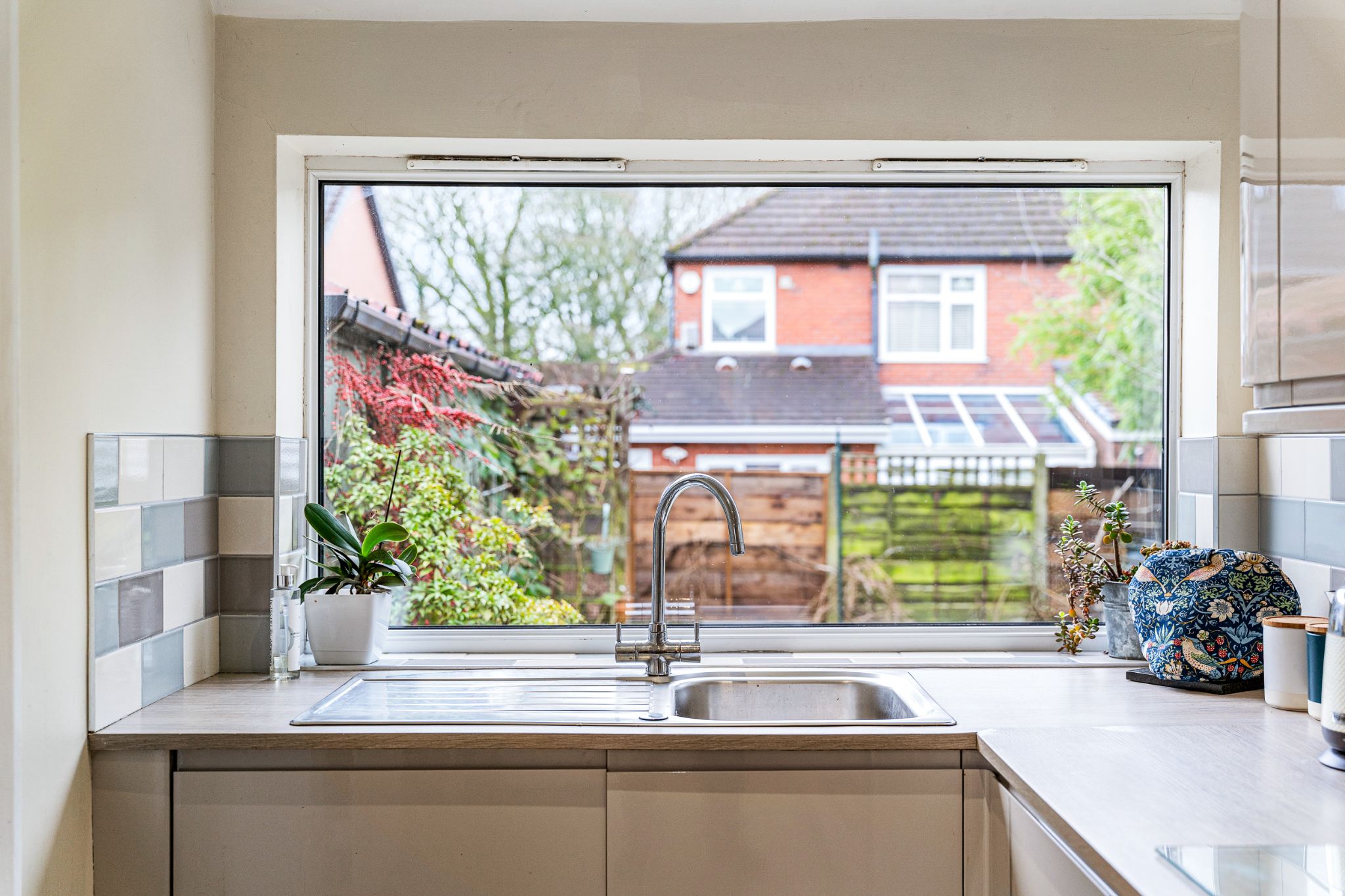 3 bedroom semi-detached house Sale Agreed in Bolton - Photograph 20.