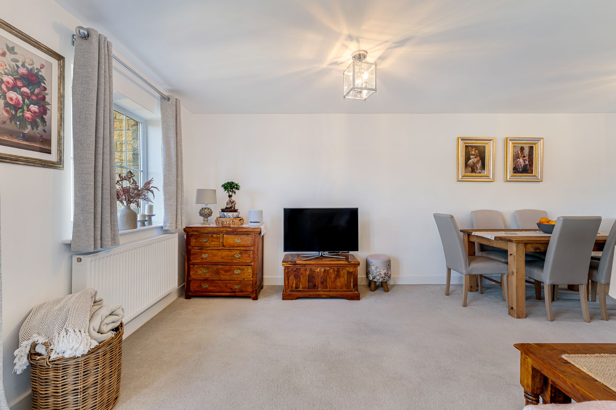 3 bedroom mews house For Sale in Bolton - Photograph 18.
