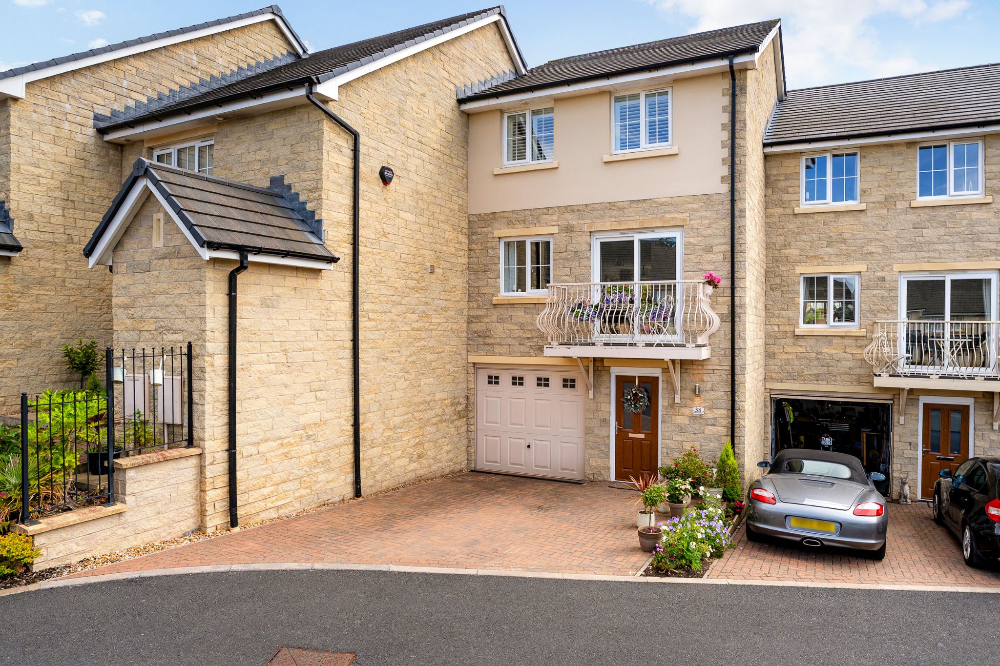 3 bedroom mews house For Sale in Bolton - Photograph 1.