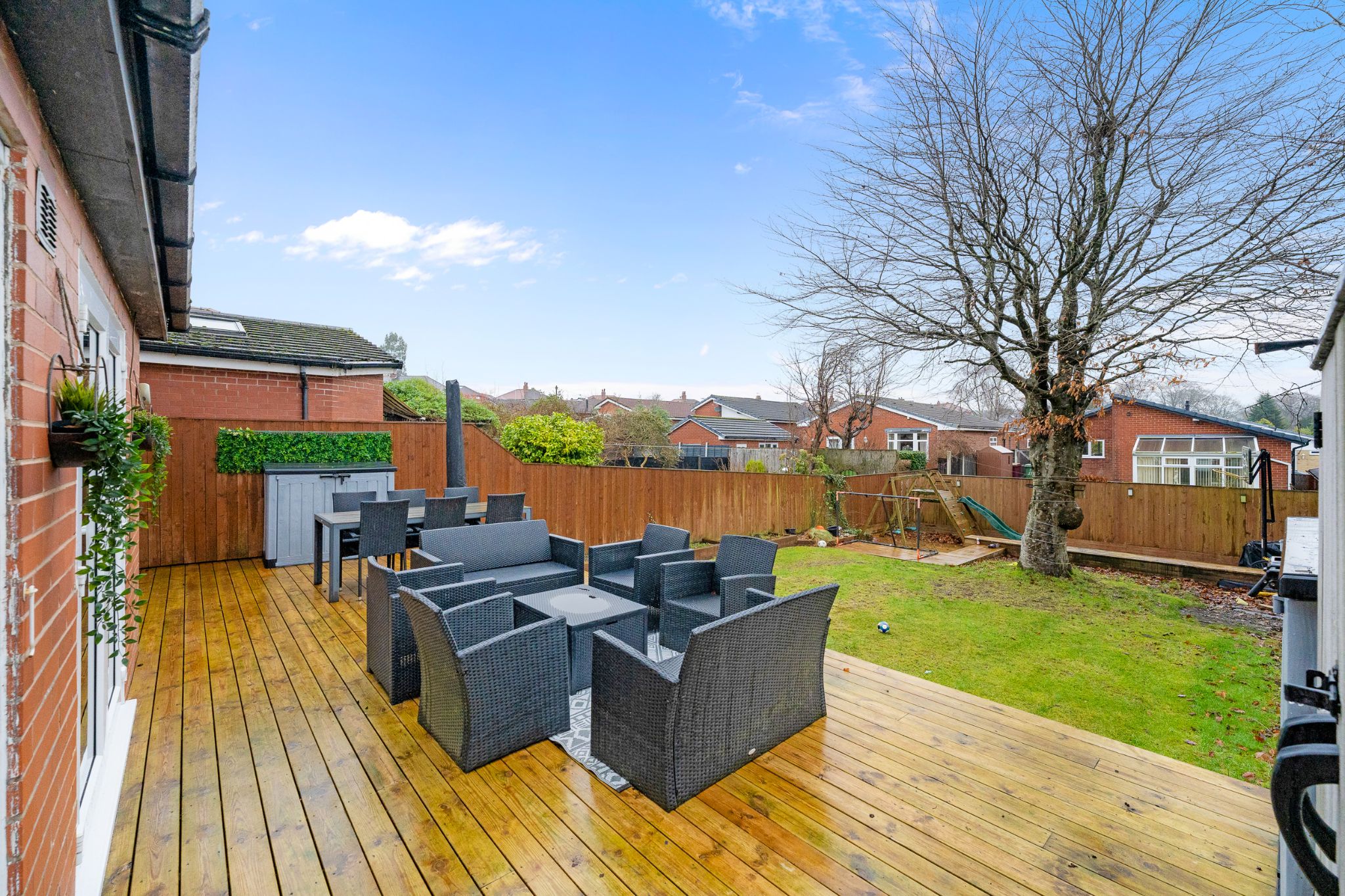 4 bedroom semi-detached house Sale Agreed in Bolton - Photograph 33.
