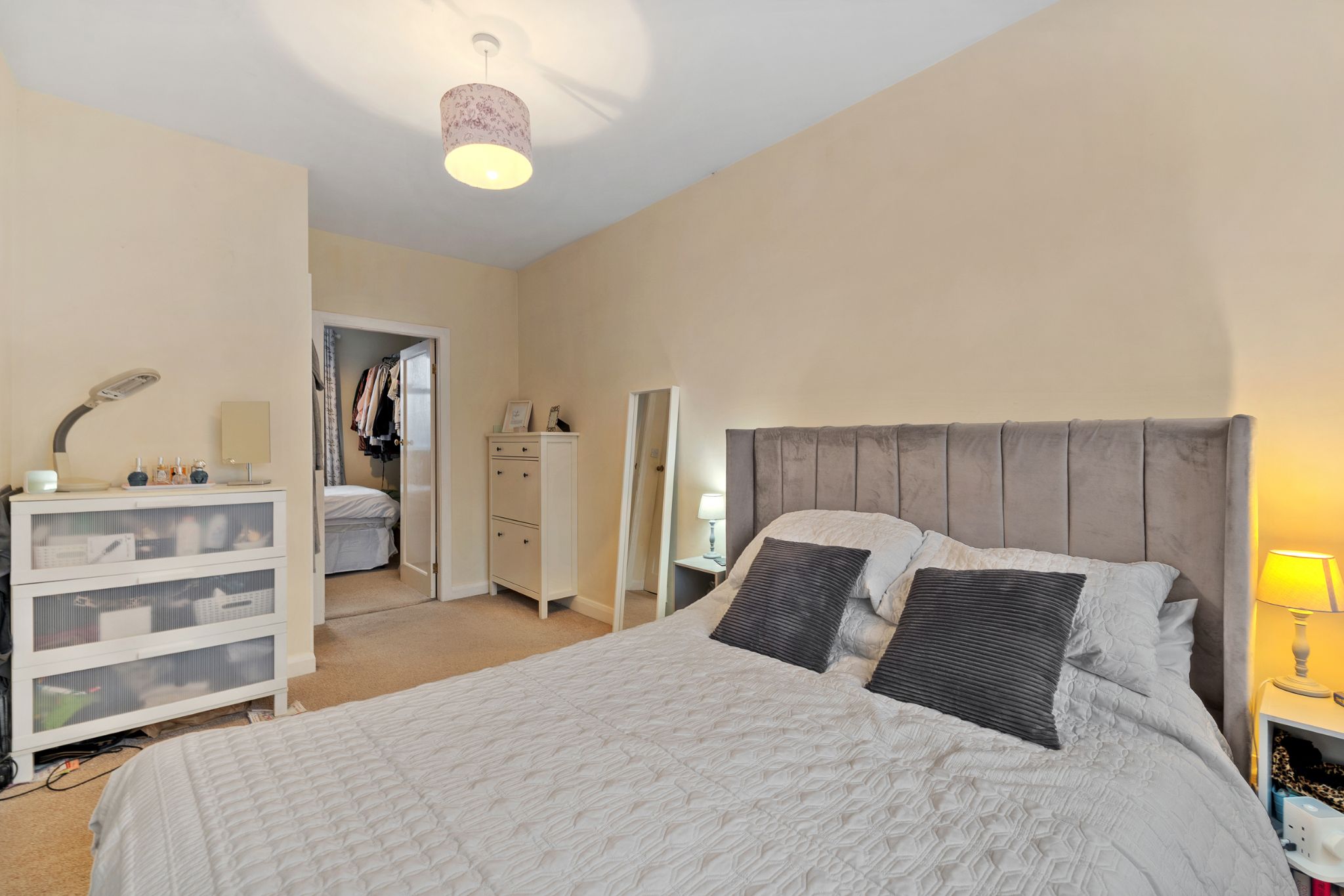 4 bedroom semi-detached house Sale Agreed in Bolton - Photograph 24.