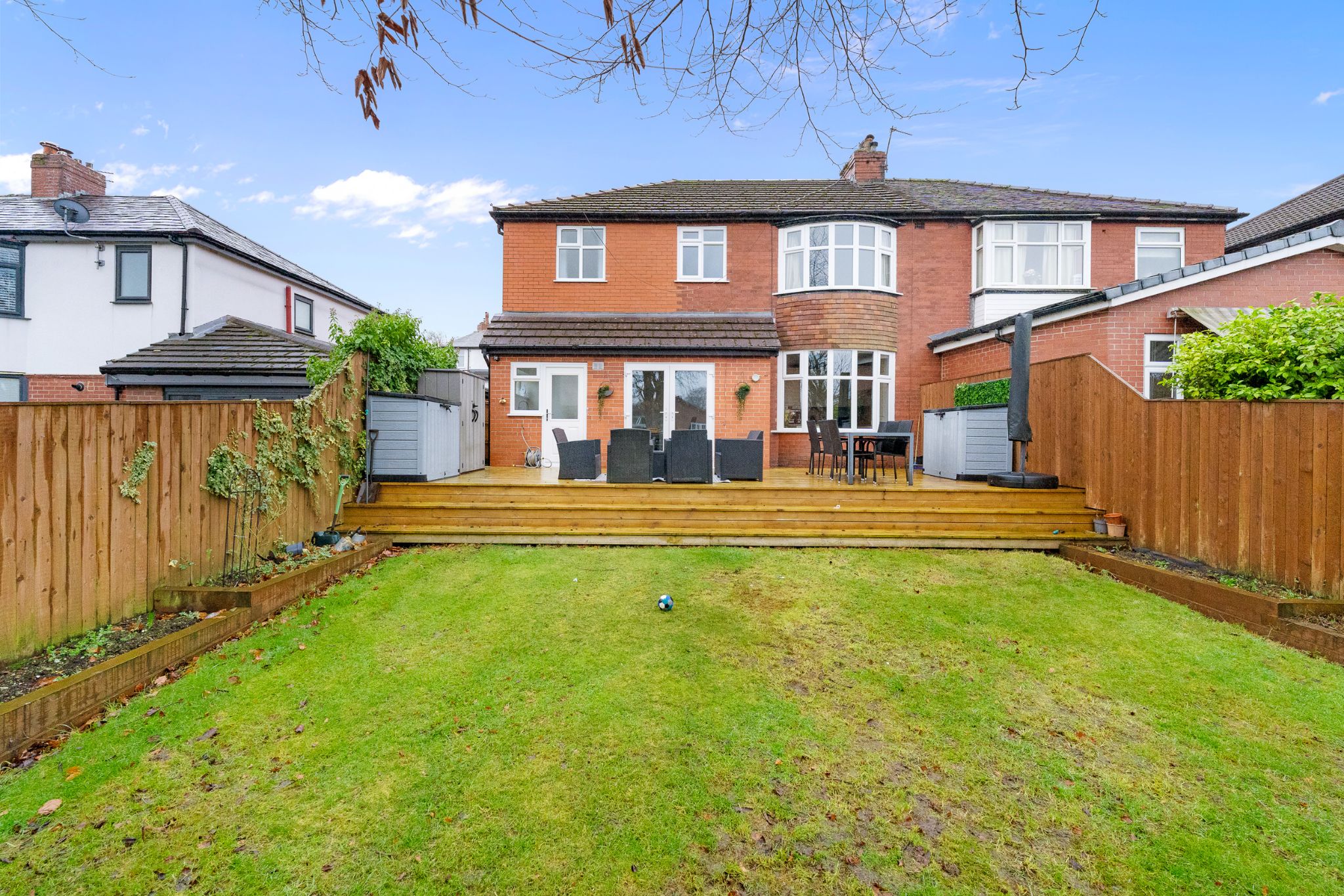 4 bedroom semi-detached house Sale Agreed in Bolton - Photograph 35.