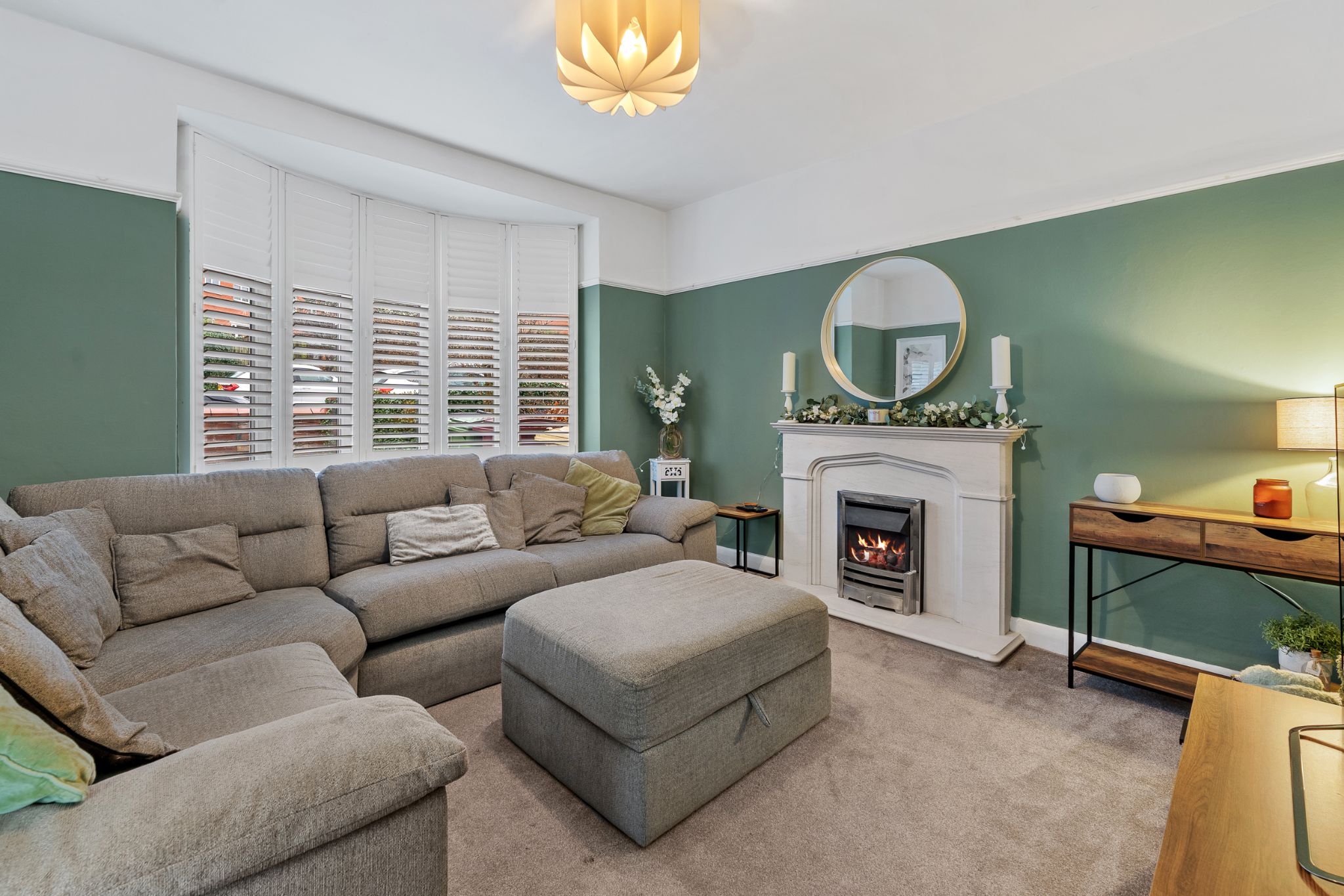 4 bedroom semi-detached house Sale Agreed in Bolton - Photograph 5.