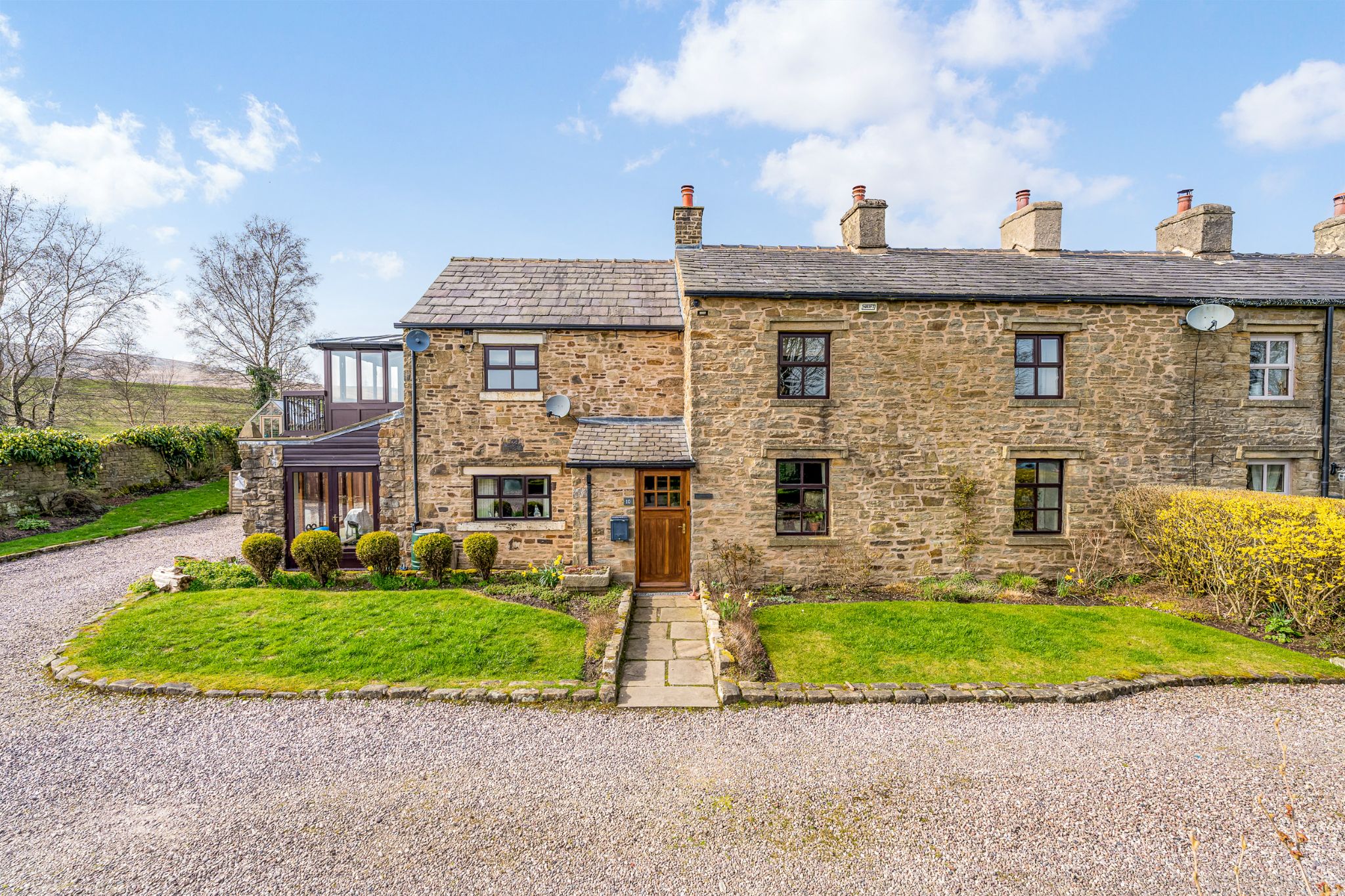 5 bedroom cottage house For Sale in Bolton - Photograph 69.