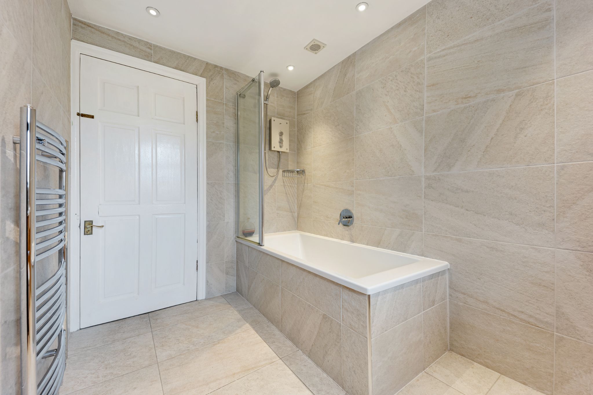 5 bedroom cottage house For Sale in Bolton - Photograph 40.