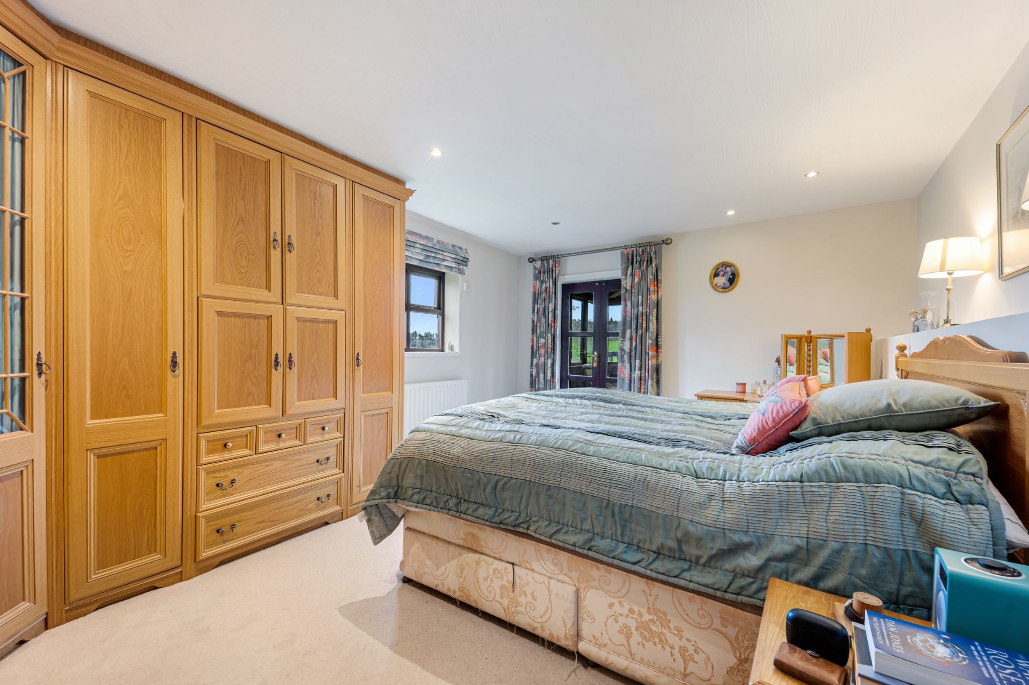 5 bedroom cottage house For Sale in Bolton - Photograph 33.