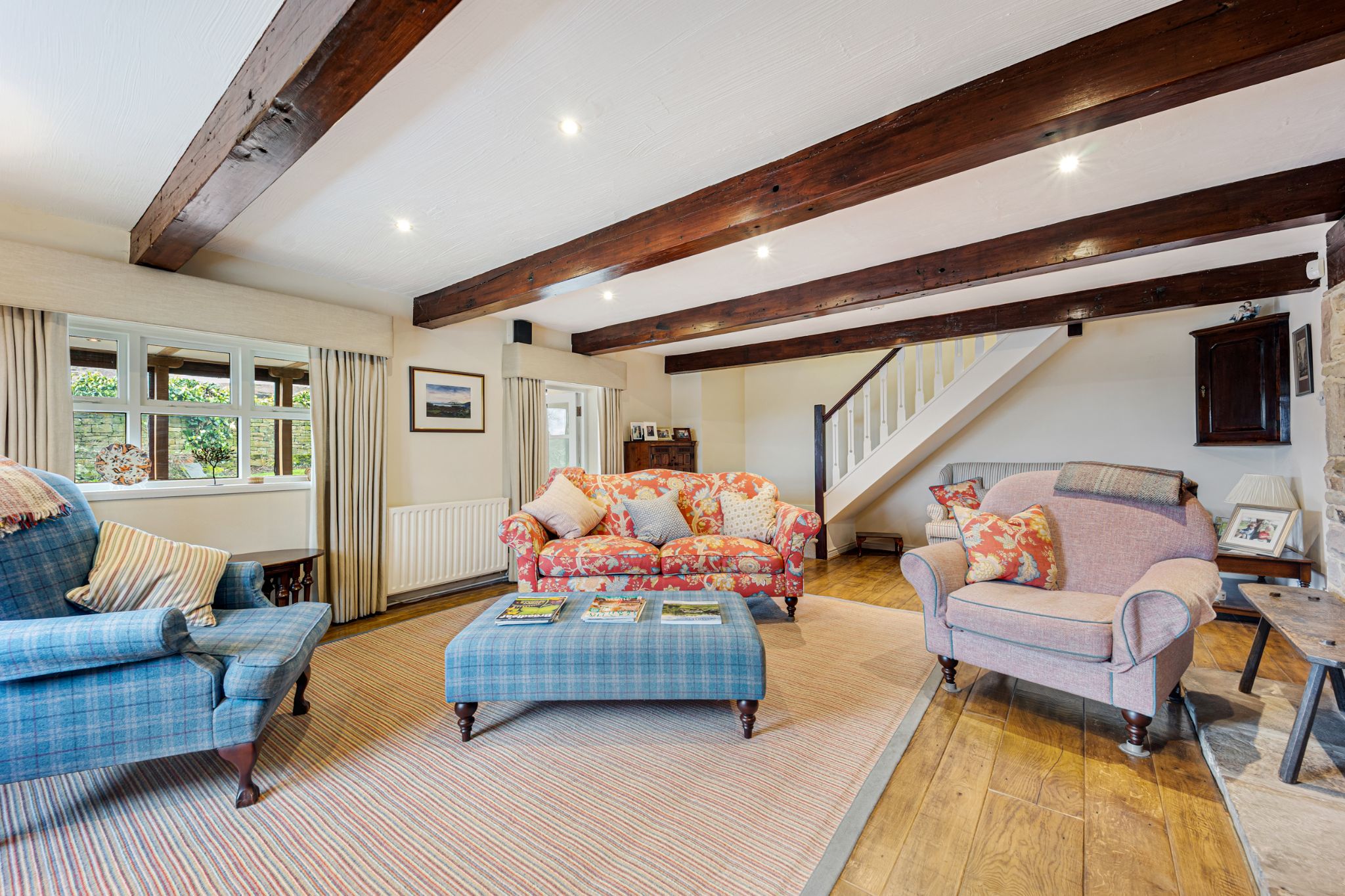 5 bedroom cottage house For Sale in Bolton - Photograph 23.