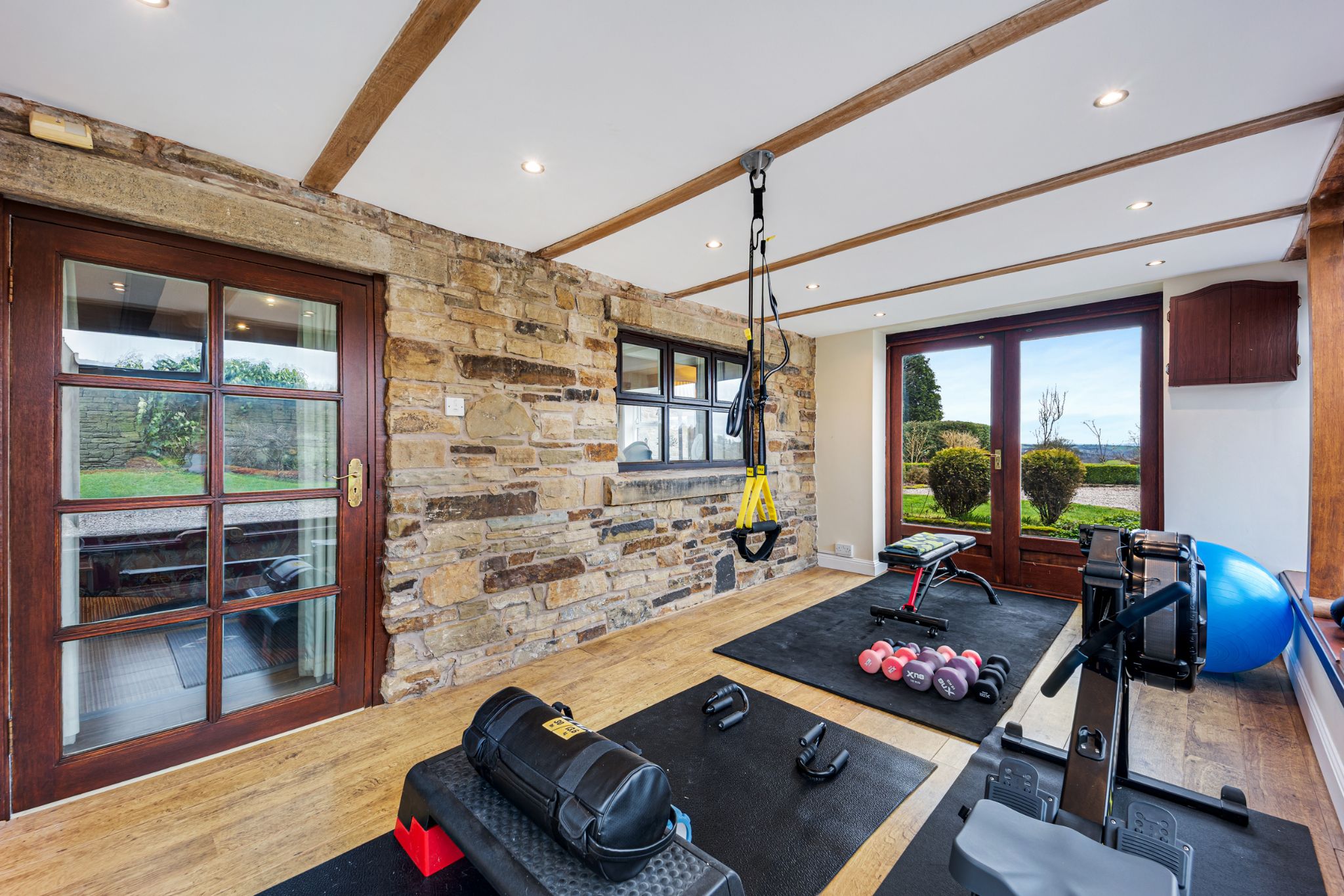 5 bedroom cottage house For Sale in Bolton - Photograph 30.