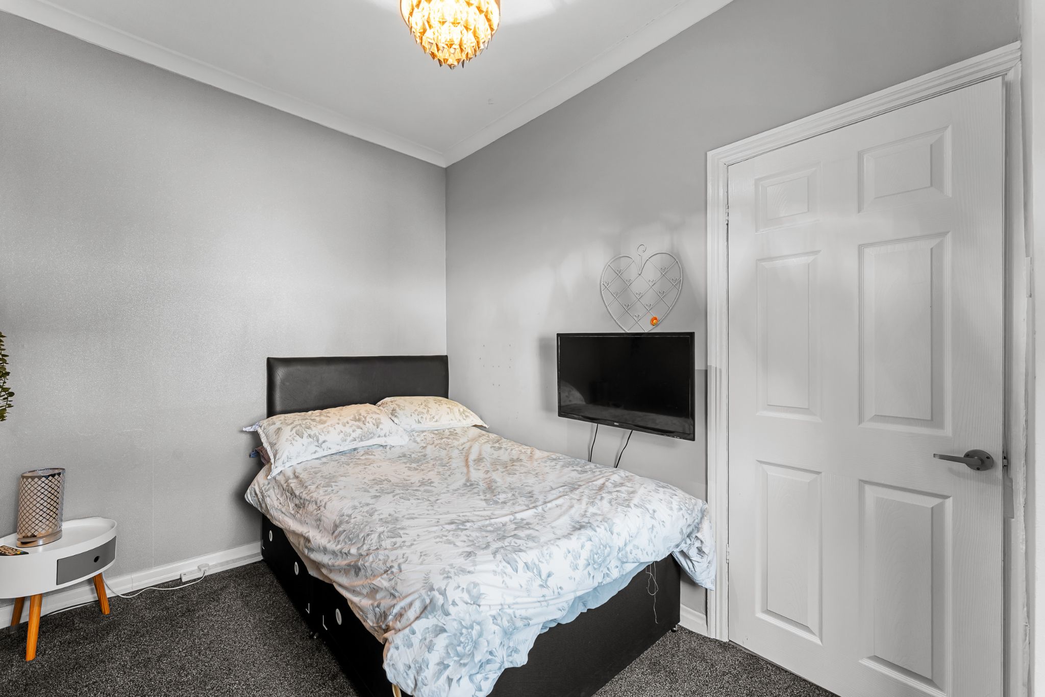 4 bedroom mid terraced house Sale Agreed in Bolton - Photograph 24.