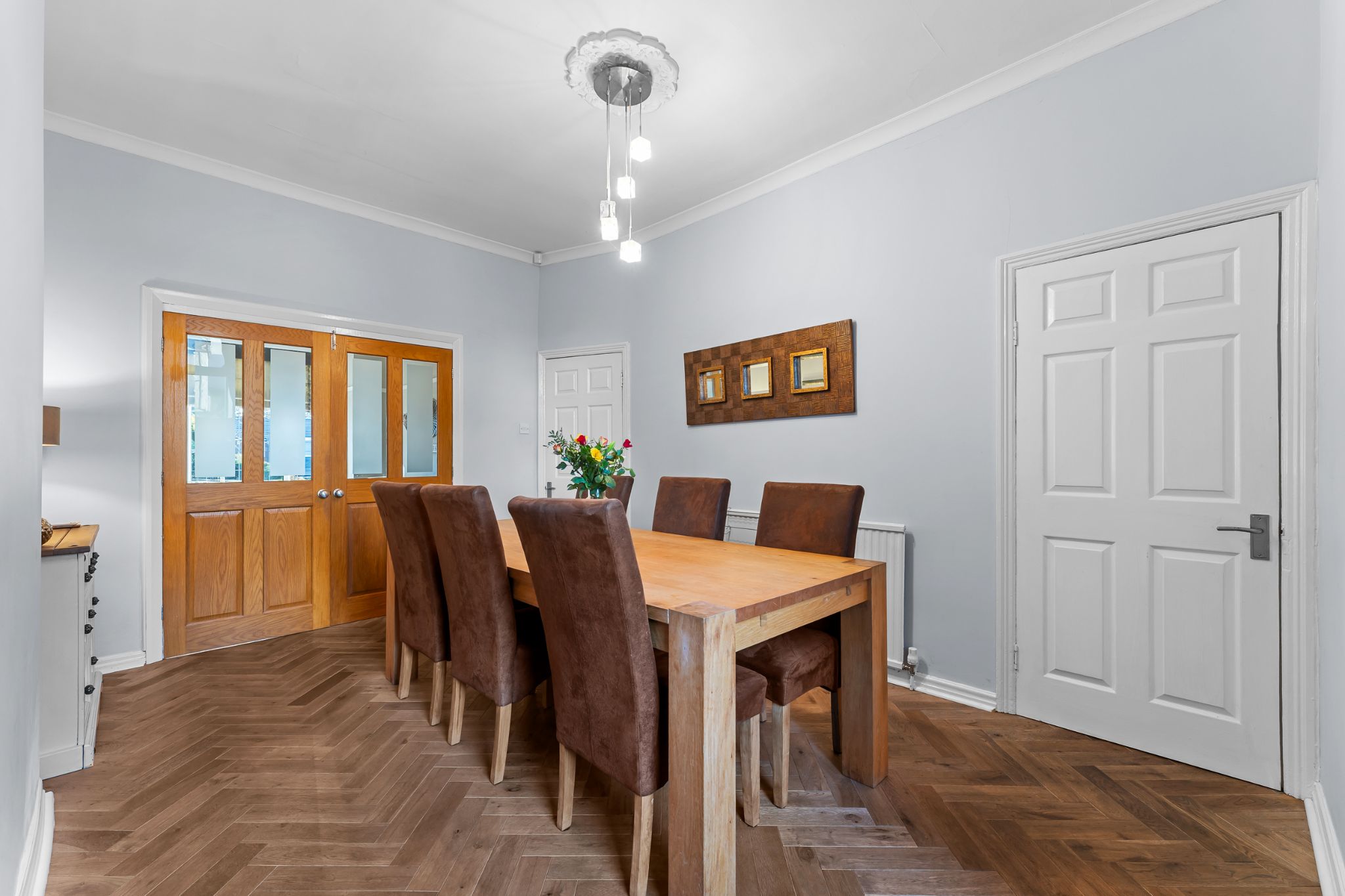 4 bedroom mid terraced house Sale Agreed in Bolton - Photograph 5.