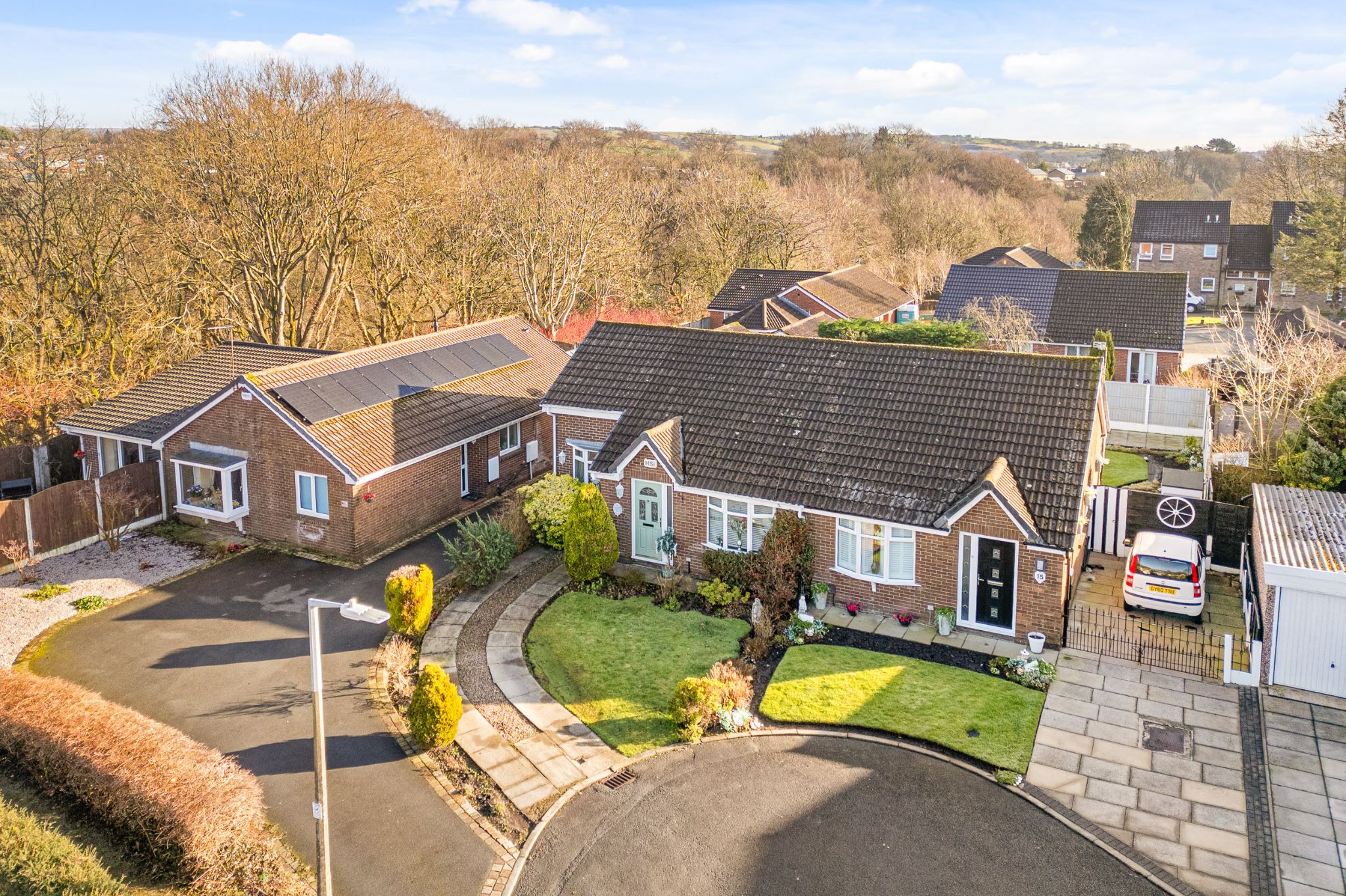 3 bedroom semi-detached bungalow For Sale in Bolton - Photograph 4.