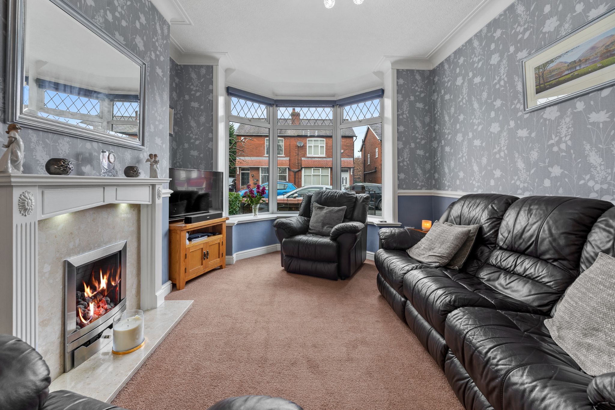 3 bedroom end terraced house Sale Agreed in Bolton - Photograph 5.