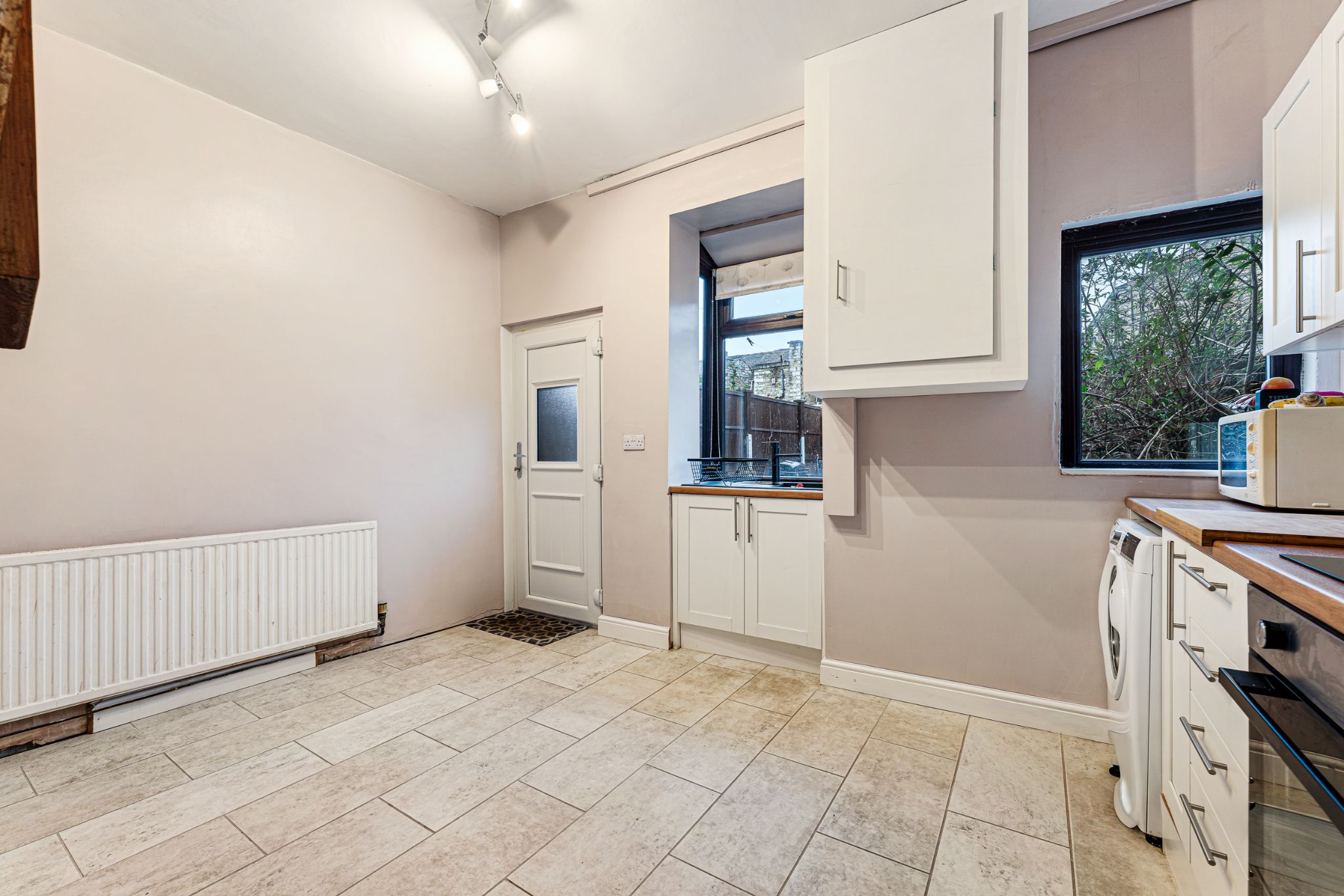 2 bedroom mid terraced house Sale Agreed in Bolton - Photograph 9.